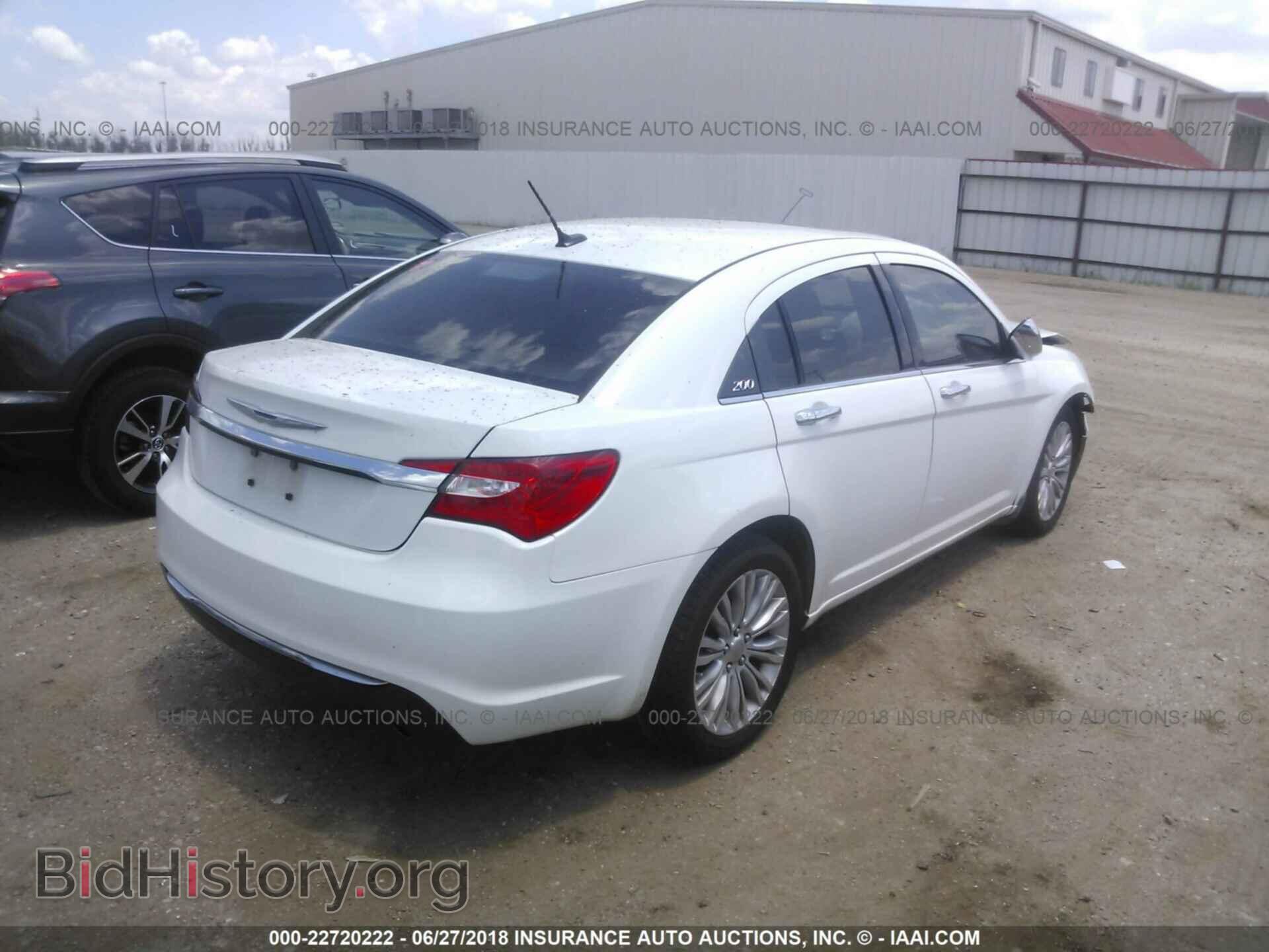 2012 CHRYSLER 200 - VIN: 1C3CCBCG2CN227193 - Фото 4