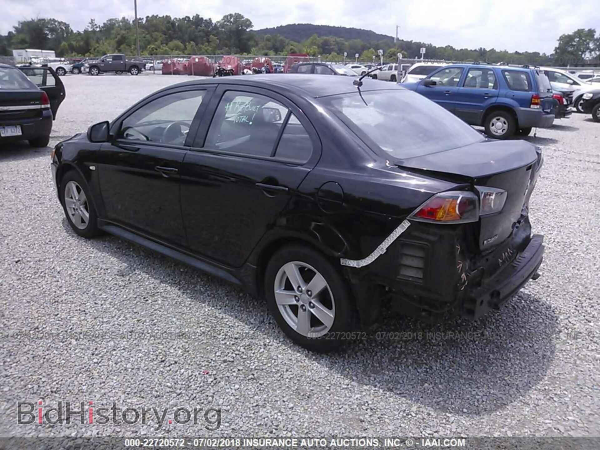 2014 Mitsubishi Lancer - VIN: JA32U2FU9EU010267 - Фото 3