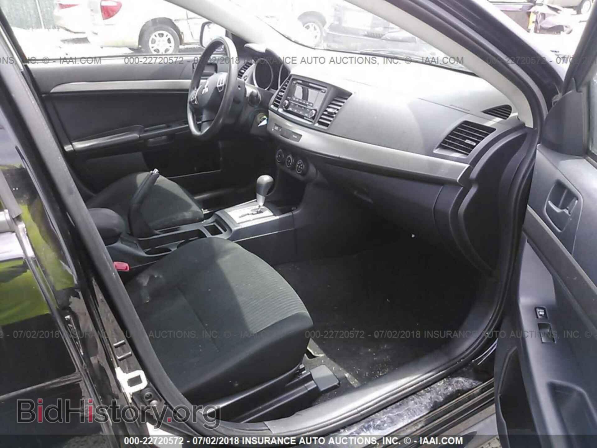 2014 Mitsubishi Lancer - VIN: JA32U2FU9EU010267 - Фото 5