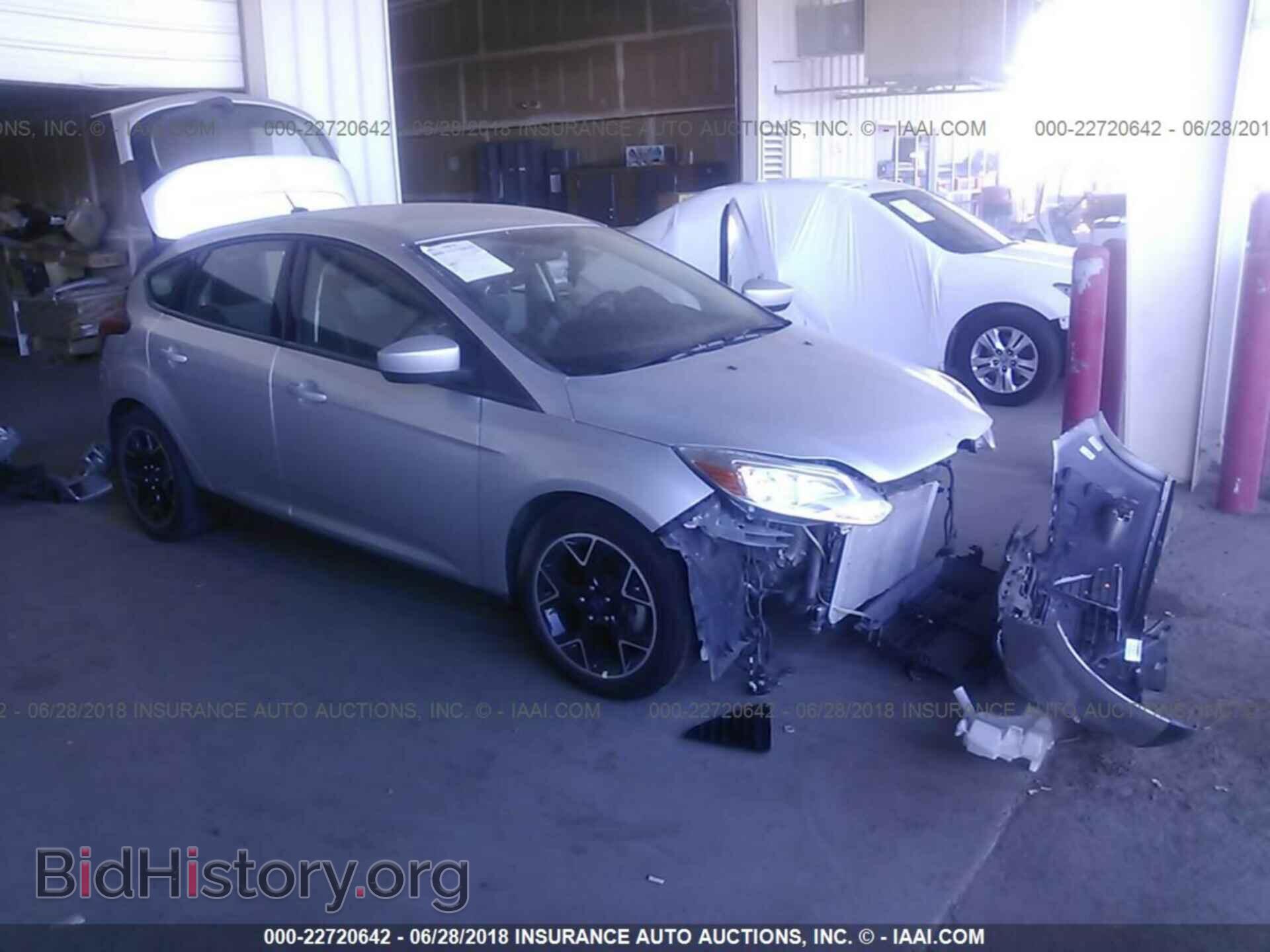 Photo 1FAHP3K20CL382229 - Ford Focus 2012