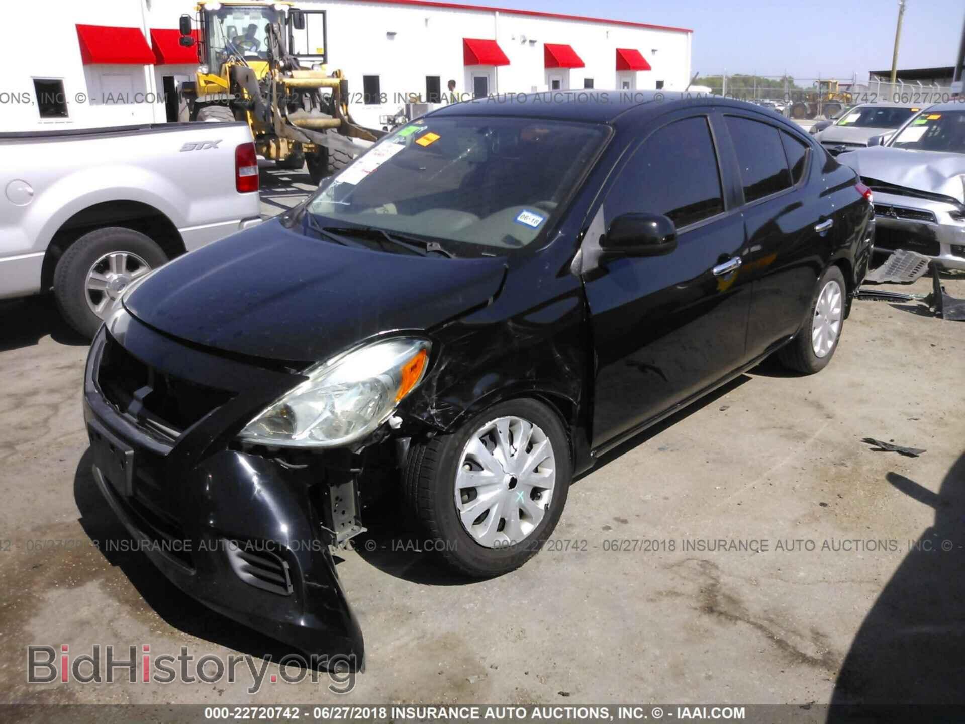 2012 Nissan Versa - VIN: 3N1CN7AP1CL842407 - Фото 2