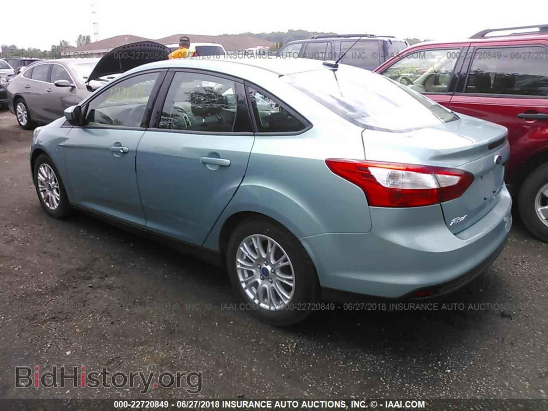 2012 Ford Focus - VIN: 1FAHP3F20CL115246 - Photo 3