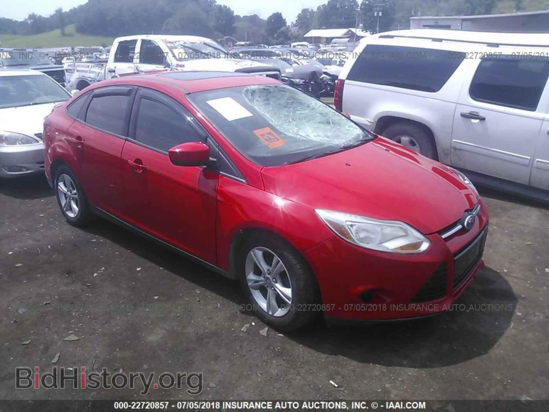 Photo 1FAHP3F21CL474881 - Ford Focus 2012