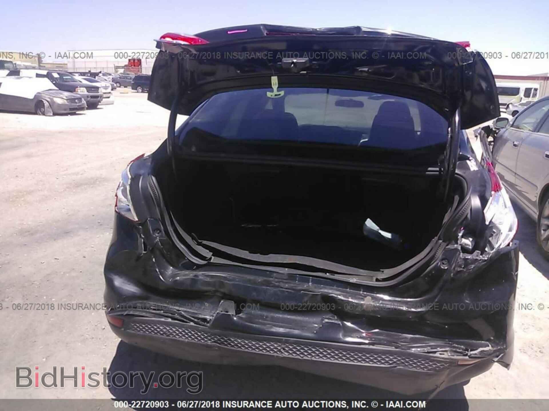 2012 Ford Focus - VIN: 1FAHP3F24CL435685 - Photo 6