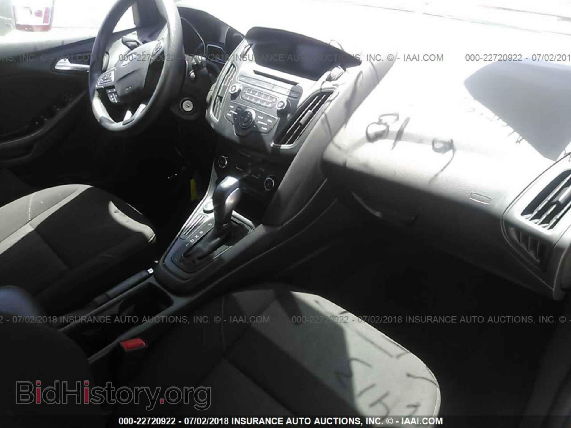 2015 Ford Focus - VIN: 1FADP3K21FL350893 - Photo 5