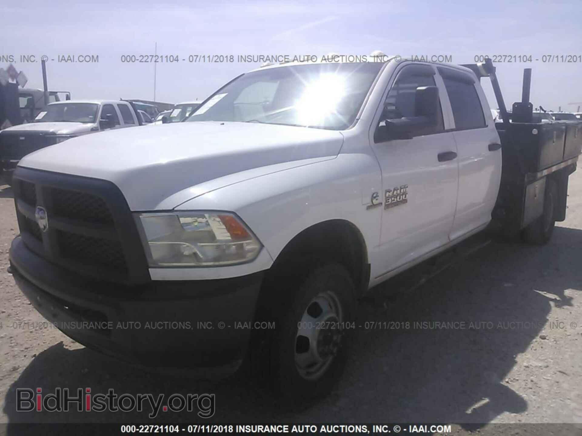 2013 Ram 3500 - VIN: 3C7WRSCL7DG602108 - Фото 2