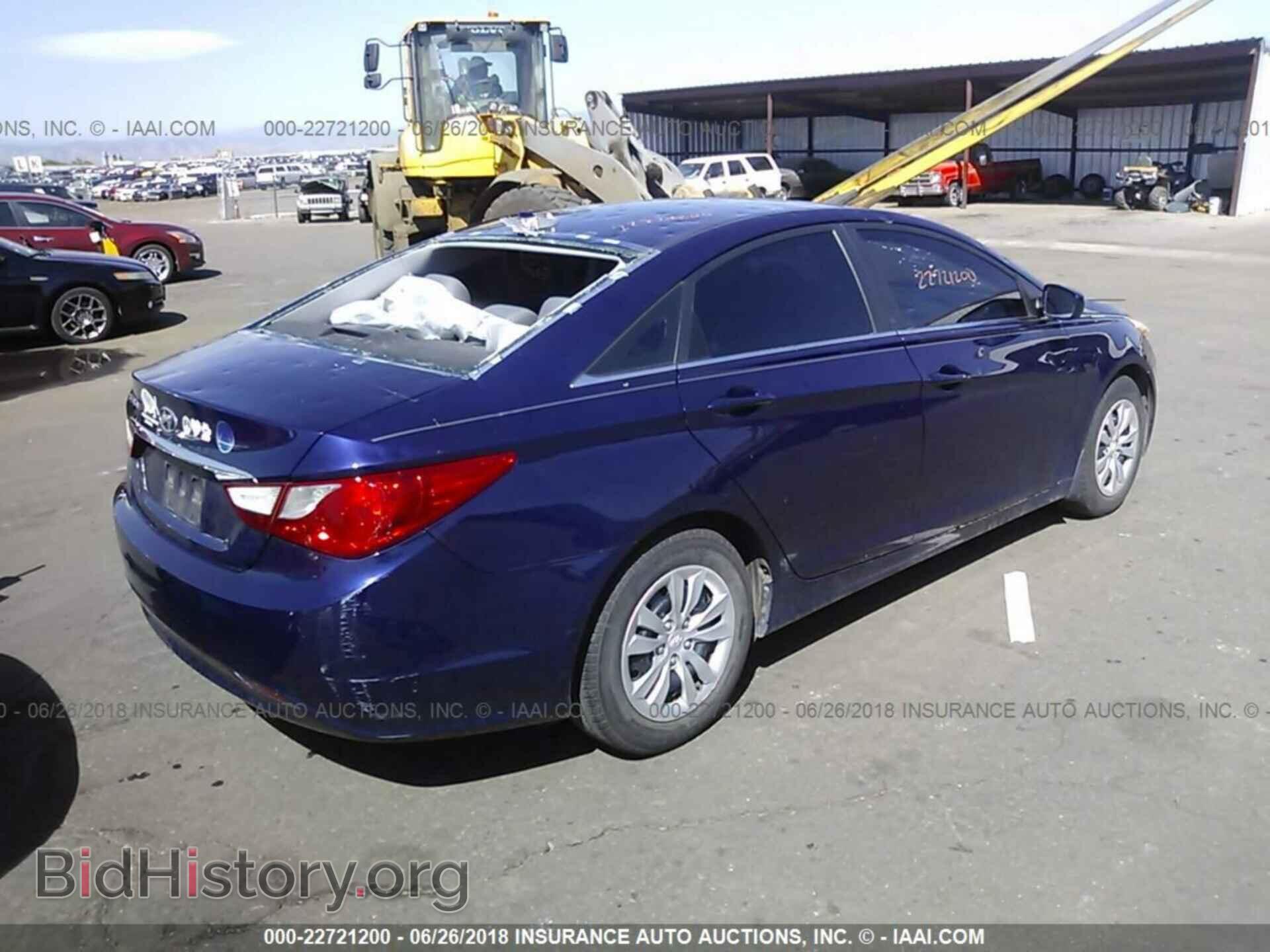 2012 Hyundai Sonata - VIN: 5NPEB4ACXCH448446 - Фото 4
