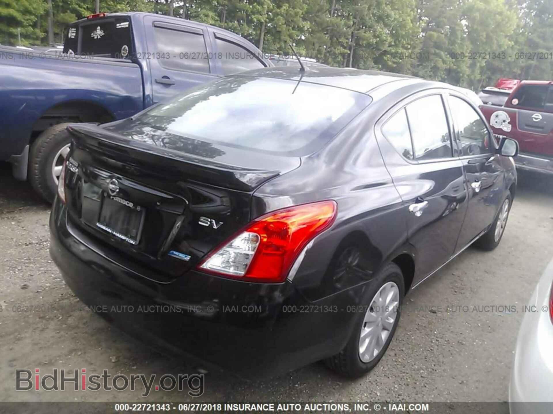 2014 Nissan Versa - VIN: 3N1CN7AP1EL810009 - Фото 4