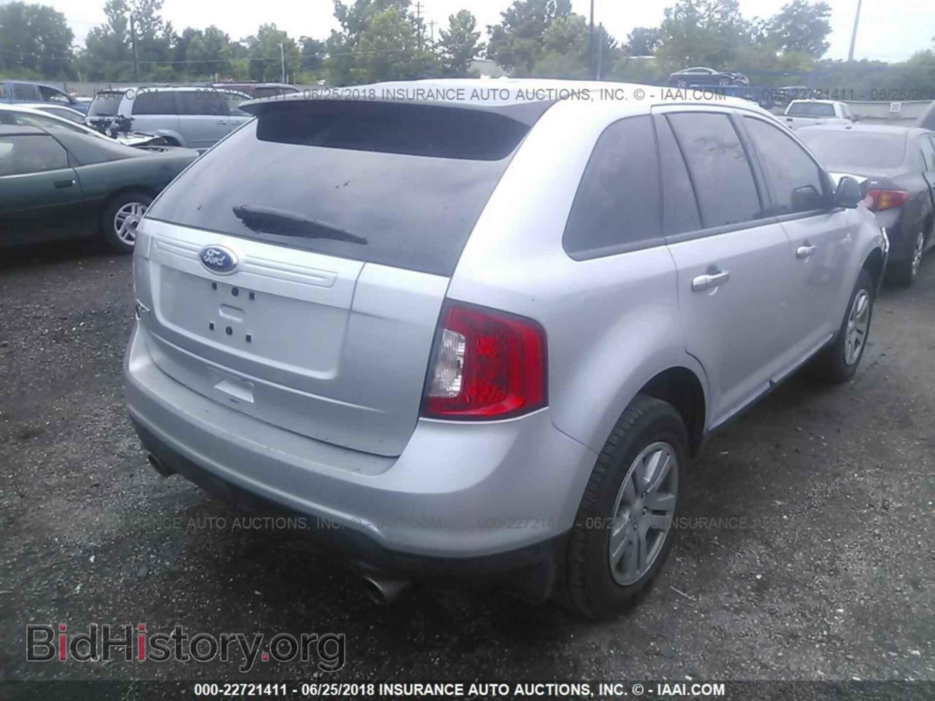 2011 Ford Edge - VIN: 2FMDK3GC3BBB00555 - Photo 4