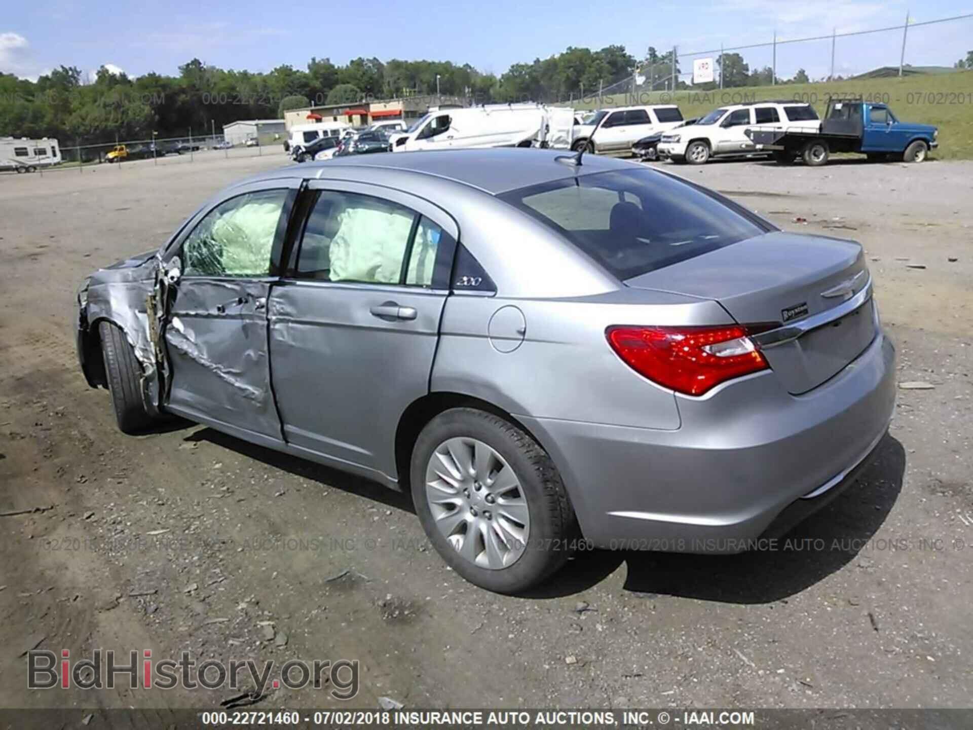 2014 Chrysler 200 - VIN: 1C3CCBAB3EN204564 - Photo 3