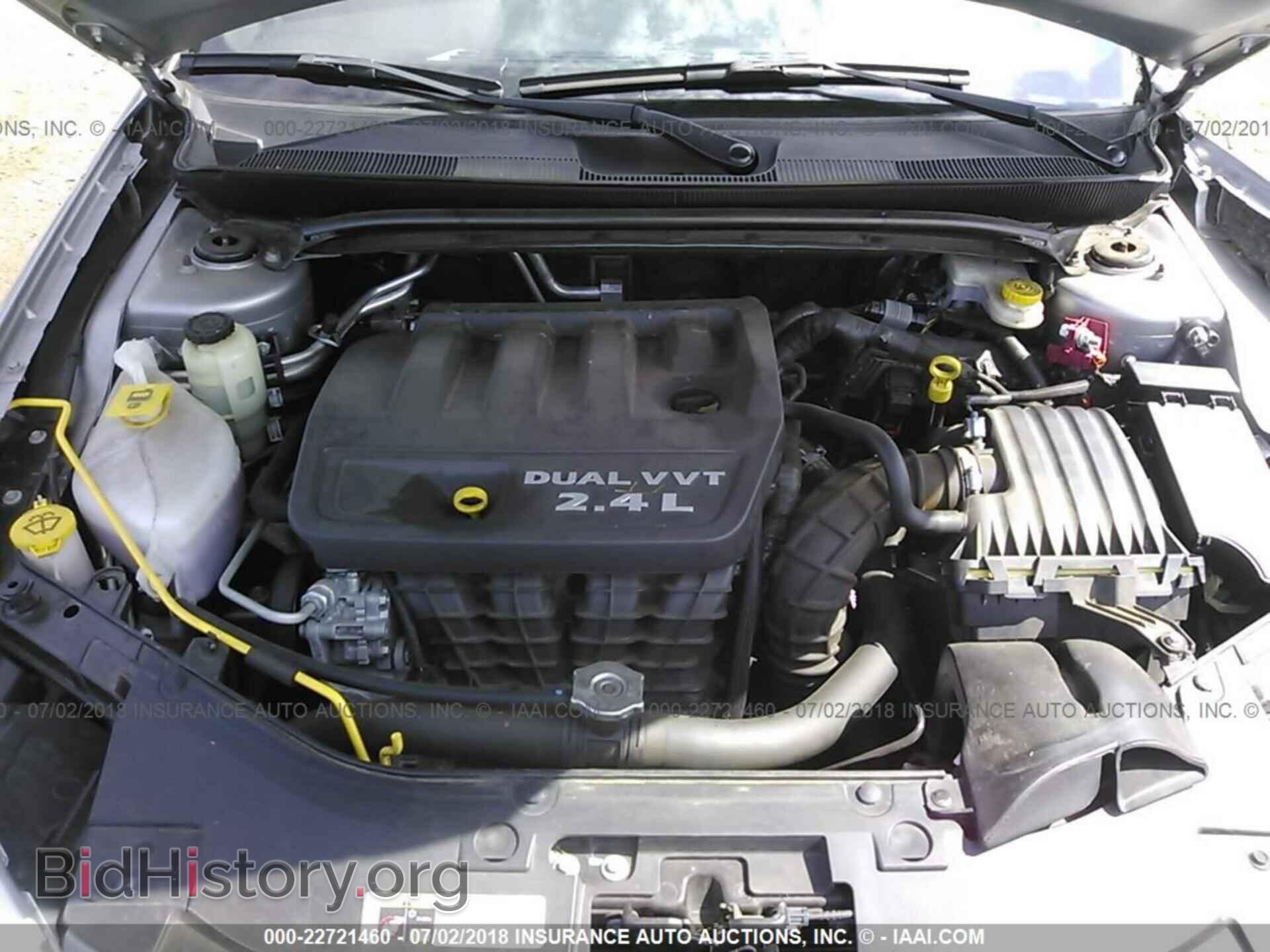 2014 Chrysler 200 - VIN: 1C3CCBAB3EN204564 - Photo 10