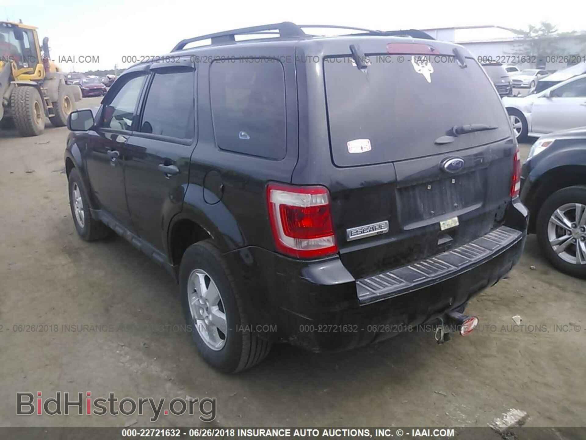 2012 Ford Escape - VIN: 1FMCU0D71CKA89056 - Photo 3