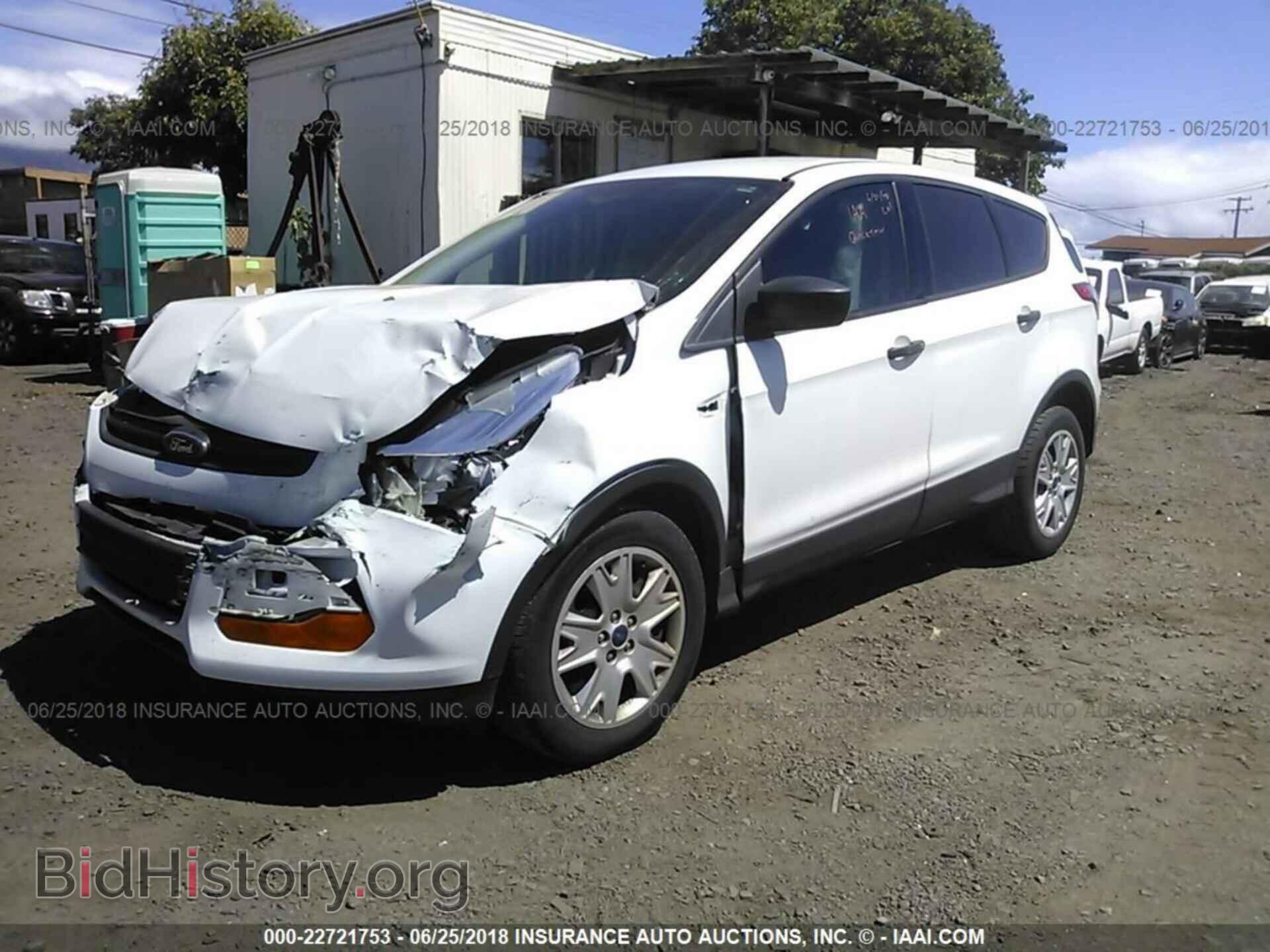 2013 Ford Escape - VIN: 1FMCU0F73DUA21134 - Photo 2