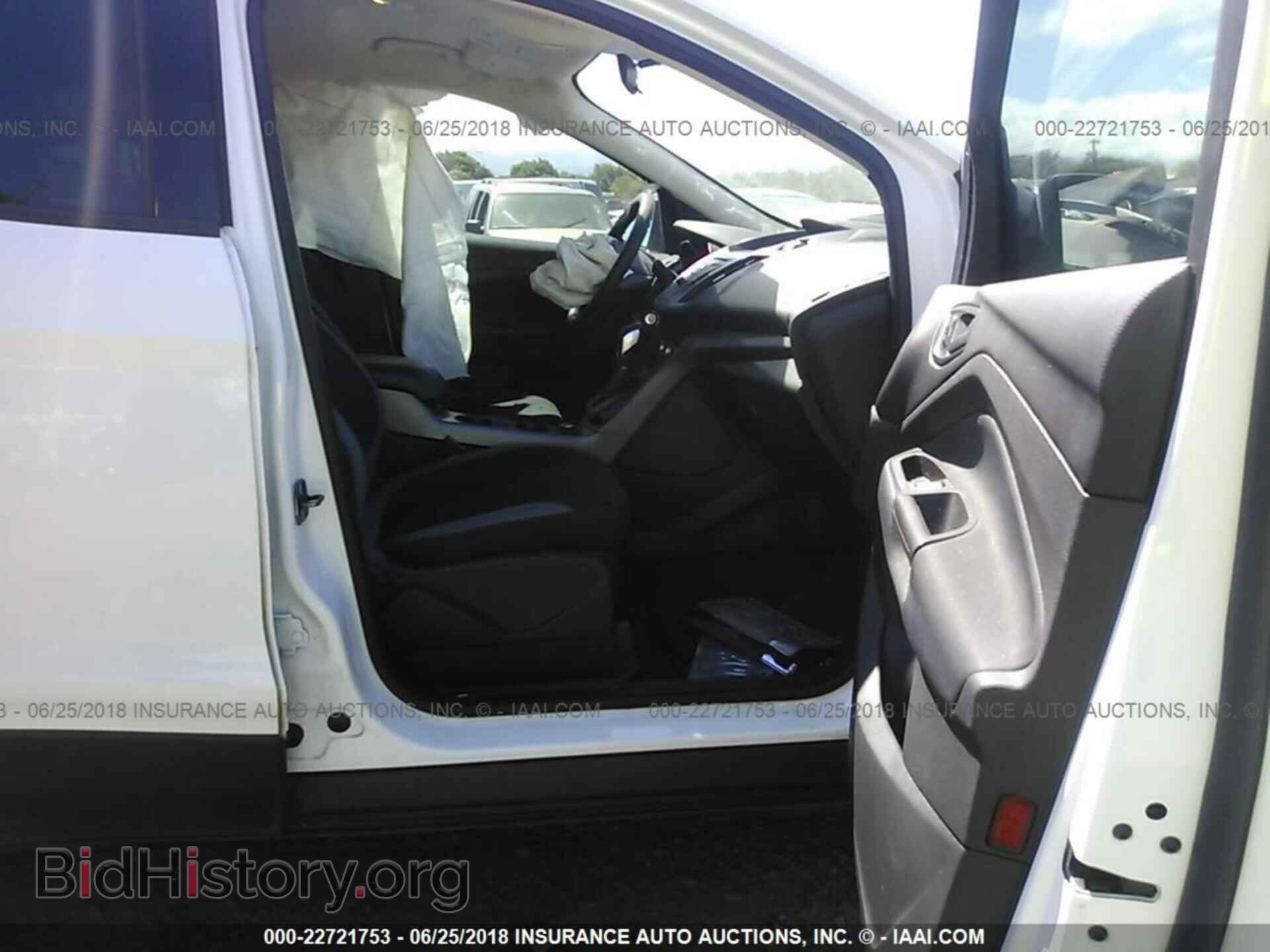 2013 Ford Escape - VIN: 1FMCU0F73DUA21134 - Photo 5