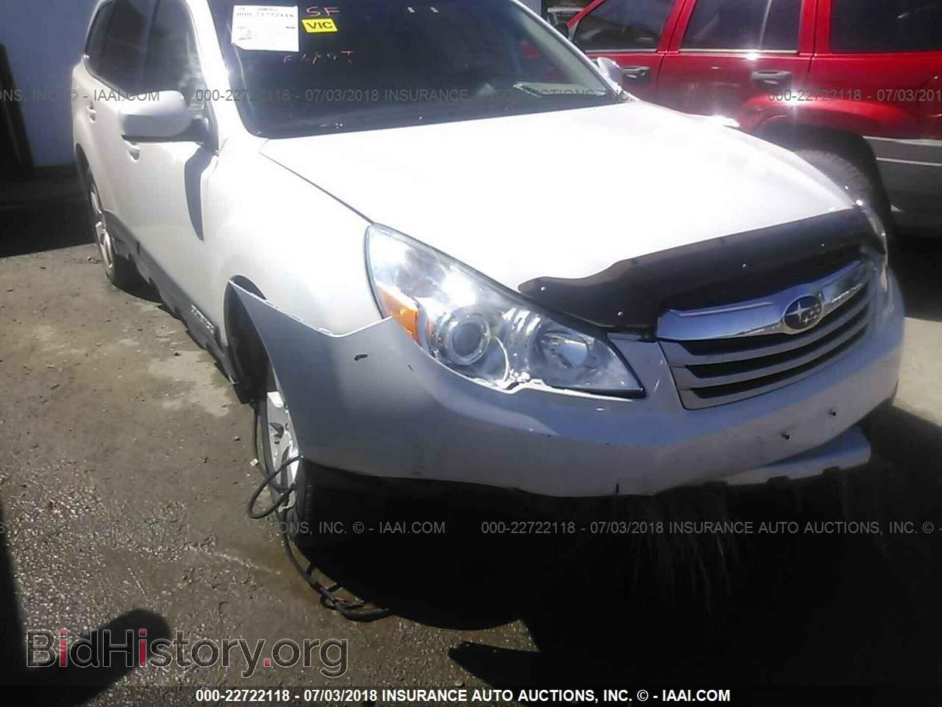 2011 Subaru Outback - VIN: 4S4BRCLC2B3366593 - Photo 6