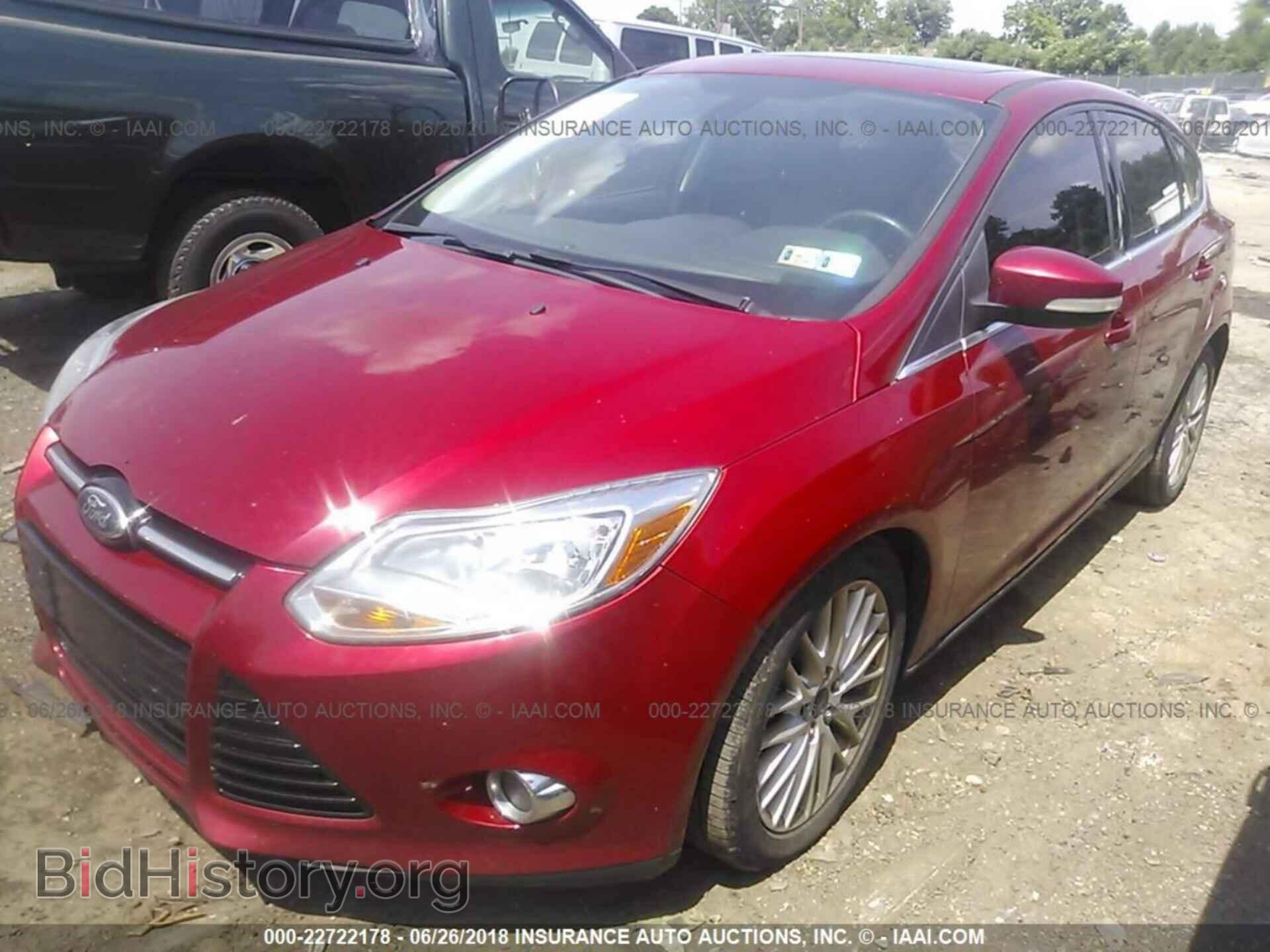 2012 Ford Focus - VIN: 1FAHP3M22CL472432 - Photo 2