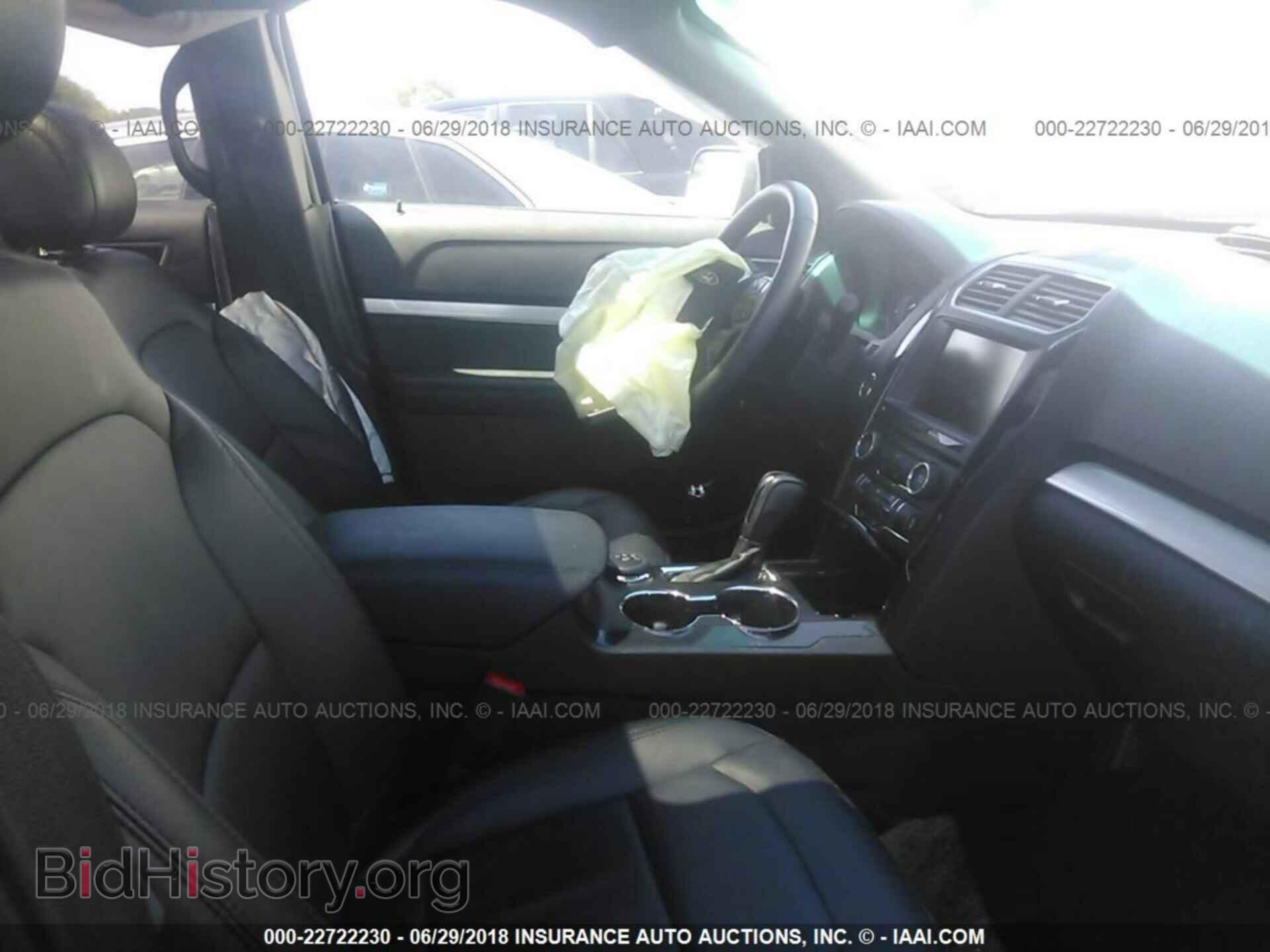 2016 Ford Explorer - VIN: 1FM5K8D86GGB63764 - Фото 5