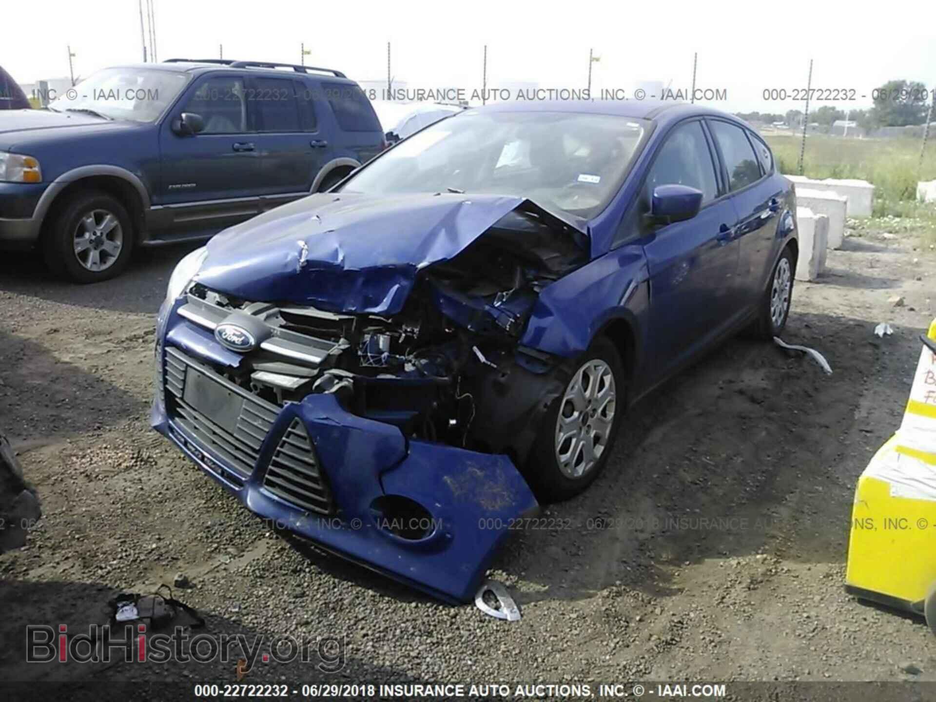 2012 Ford Focus - VIN: 1FAHP3K24CL236030 - Фото 2