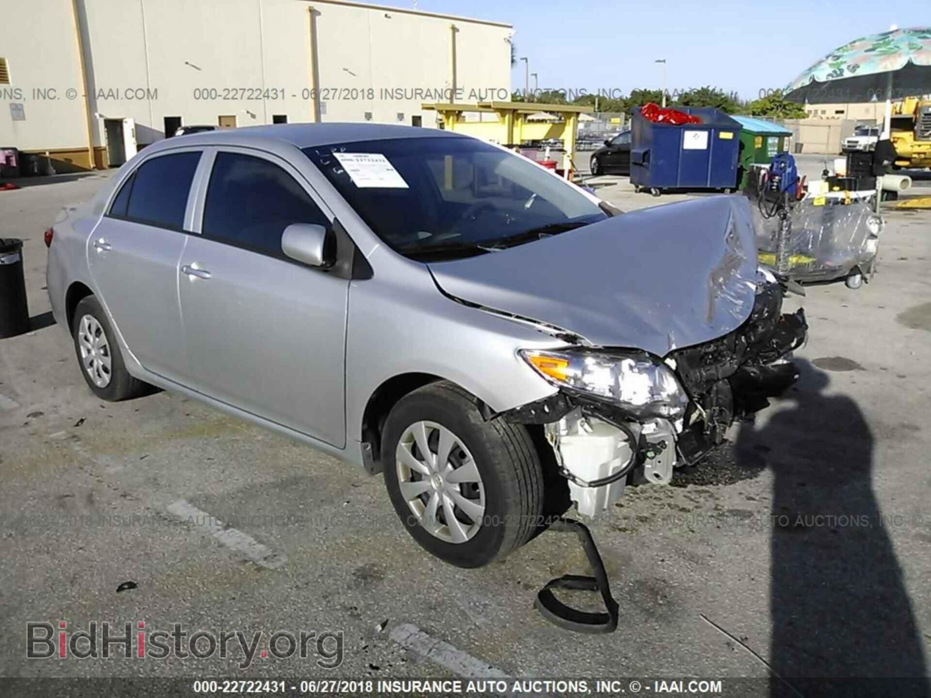 Photo JTDBU4EEXDJ121613 - Toyota Corolla 2013