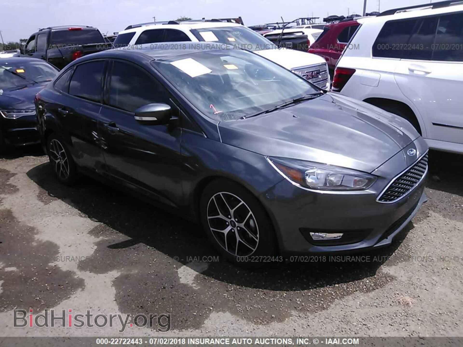 Photo 1FADP3H21HL332615 - Ford Focus 2017