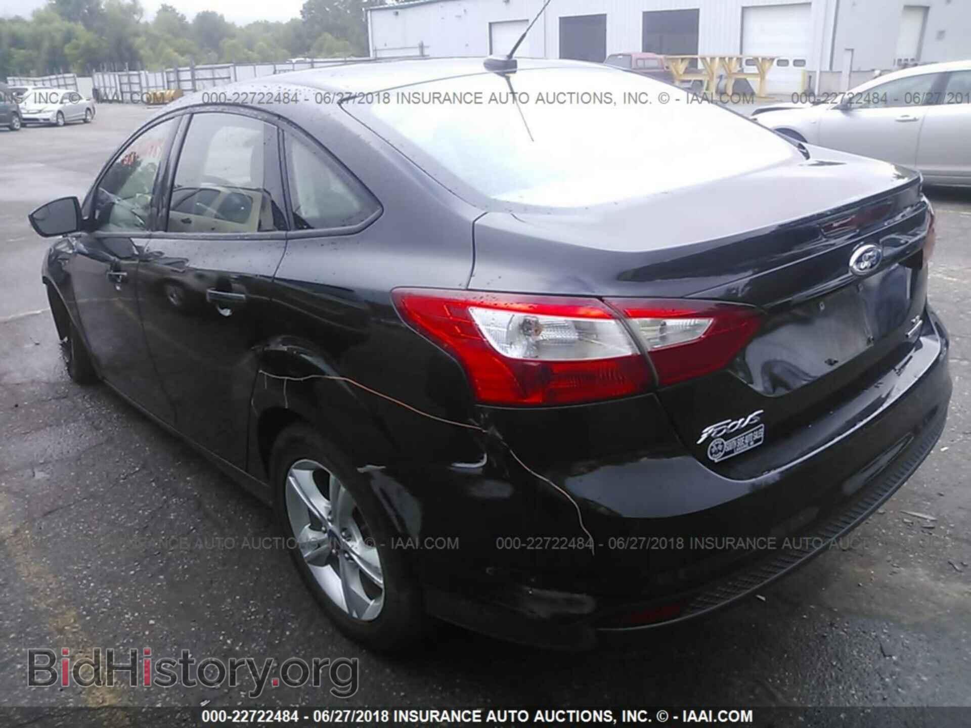 2013 Ford Focus - VIN: 1FADP3F29DL157205 - Фото 2