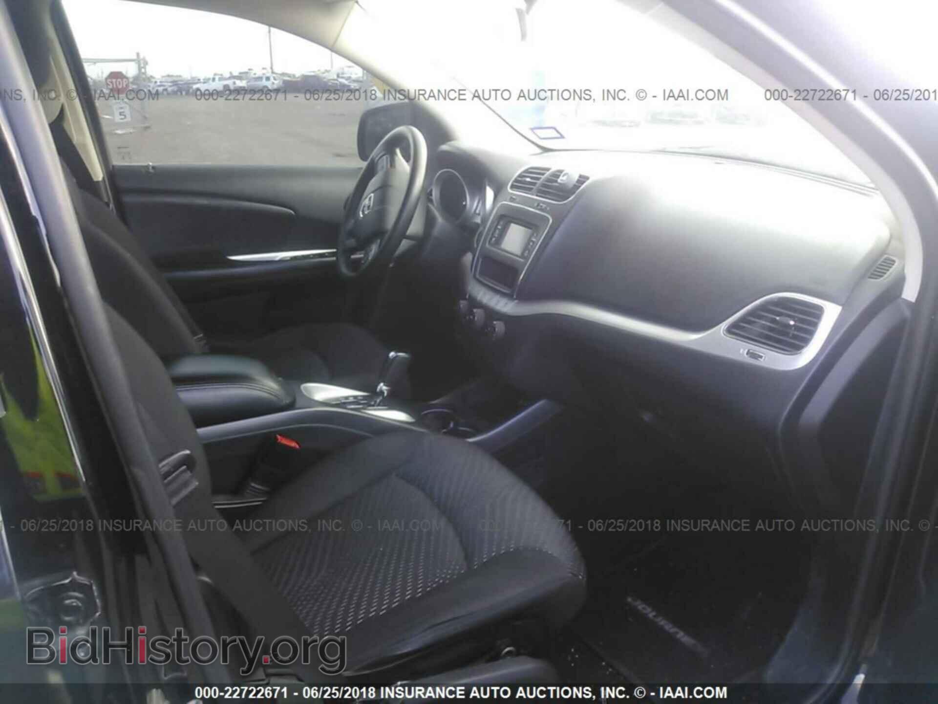 2015 Dodge Journey - VIN: 3C4PDCBG6FT653877 - Photo 5