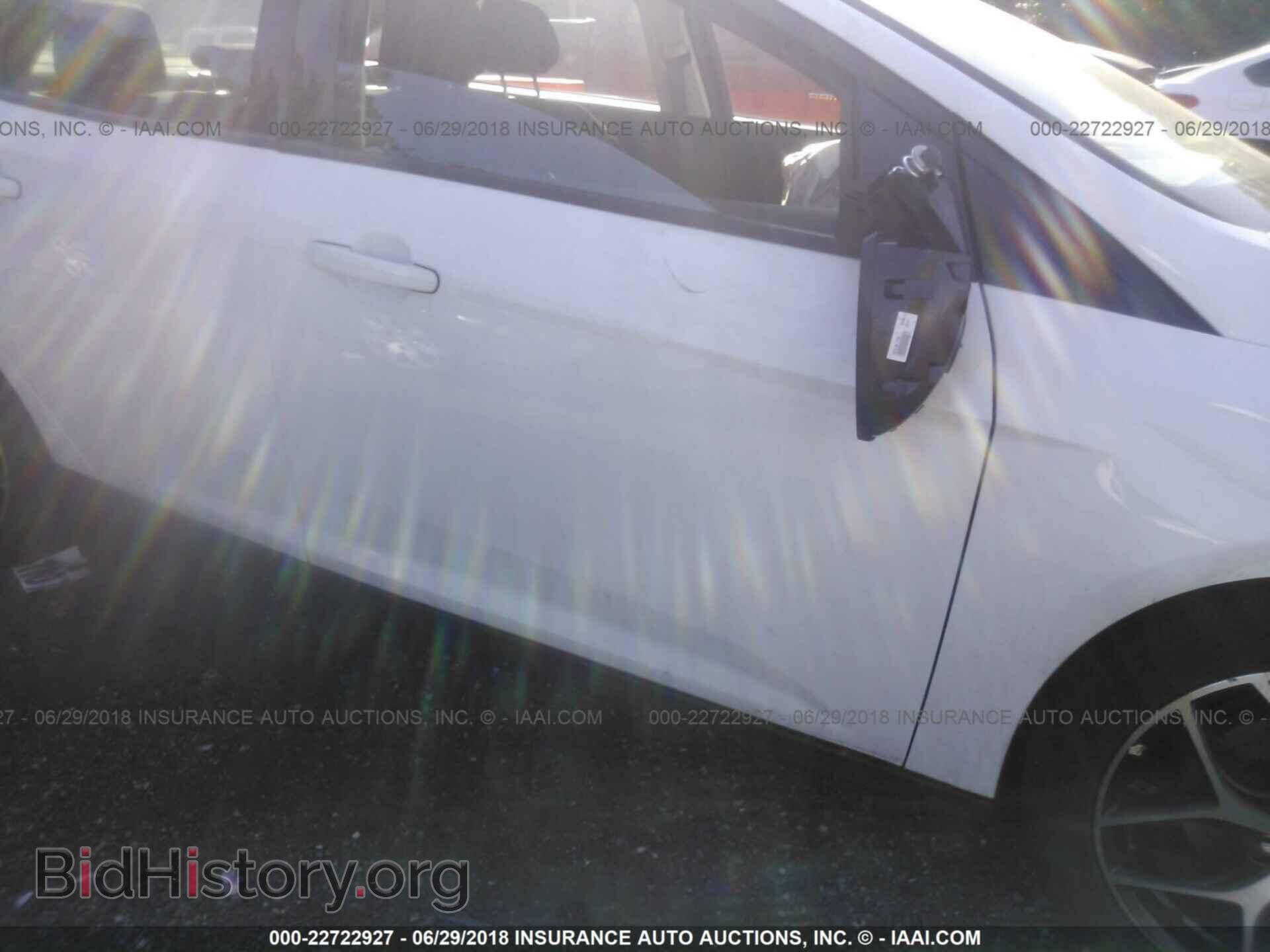 2018 Ford Focus - VIN: 1FADP3H22JL202249 - Фото 6