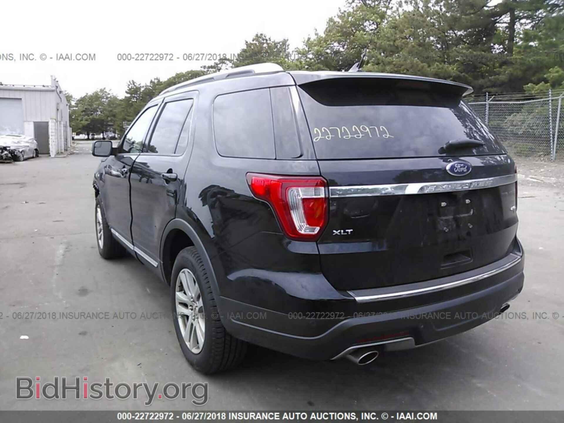 2018 Ford Explorer - VIN: 1FM5K8D83JGA61748 - Photo 3