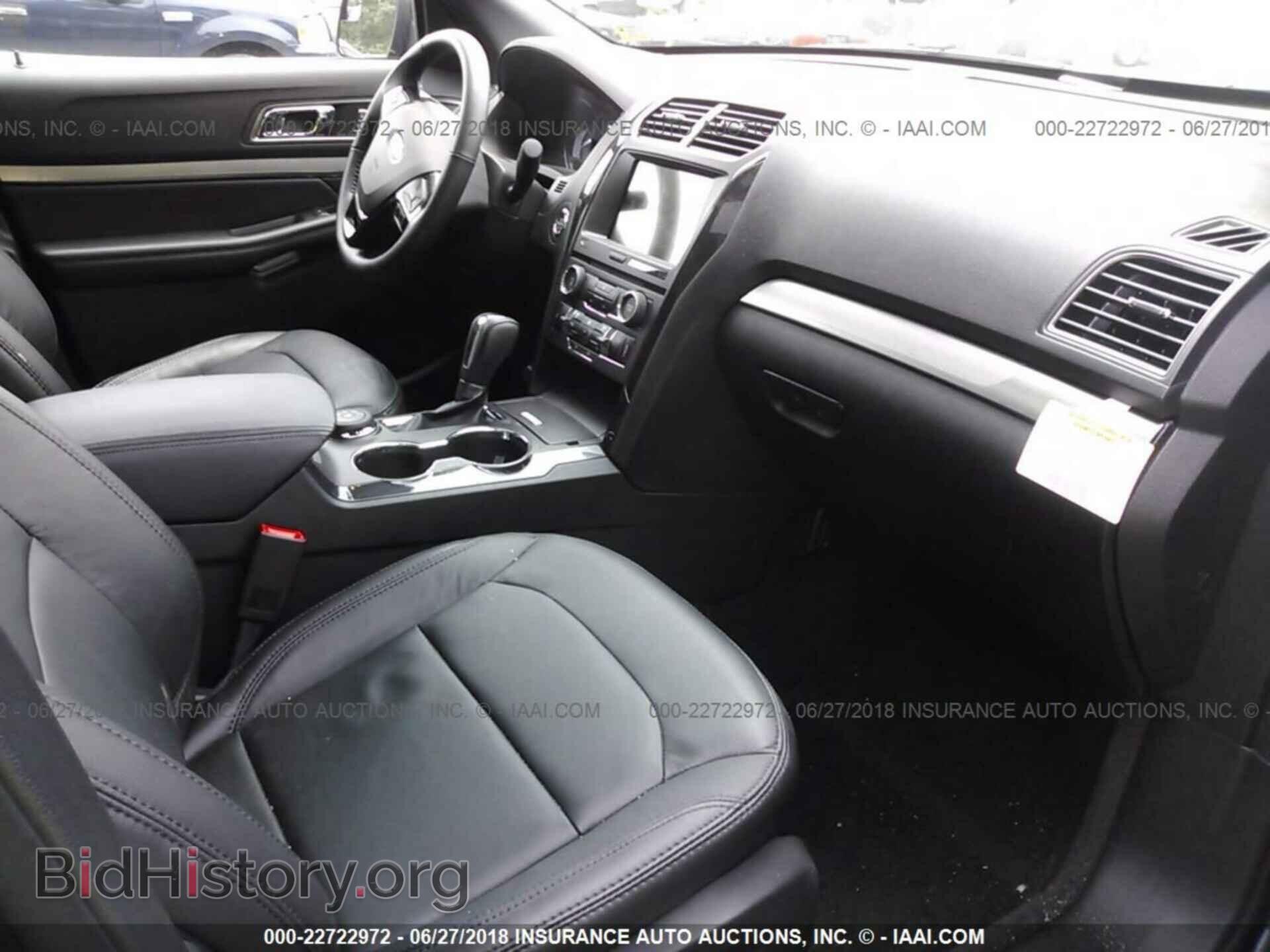 2018 Ford Explorer - VIN: 1FM5K8D83JGA61748 - Photo 5