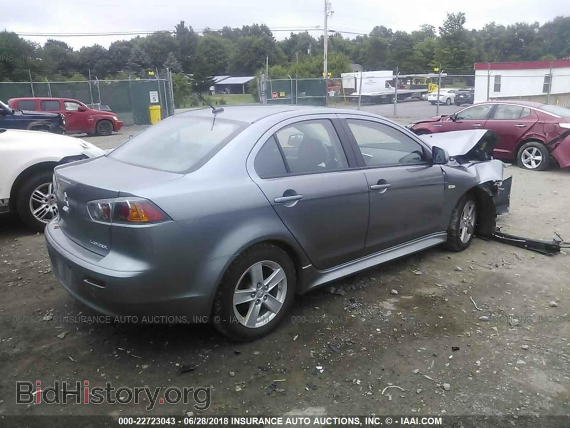 2014 Mitsubishi Lancer - VIN: JA32V2FW2EU000985 - Фото 4