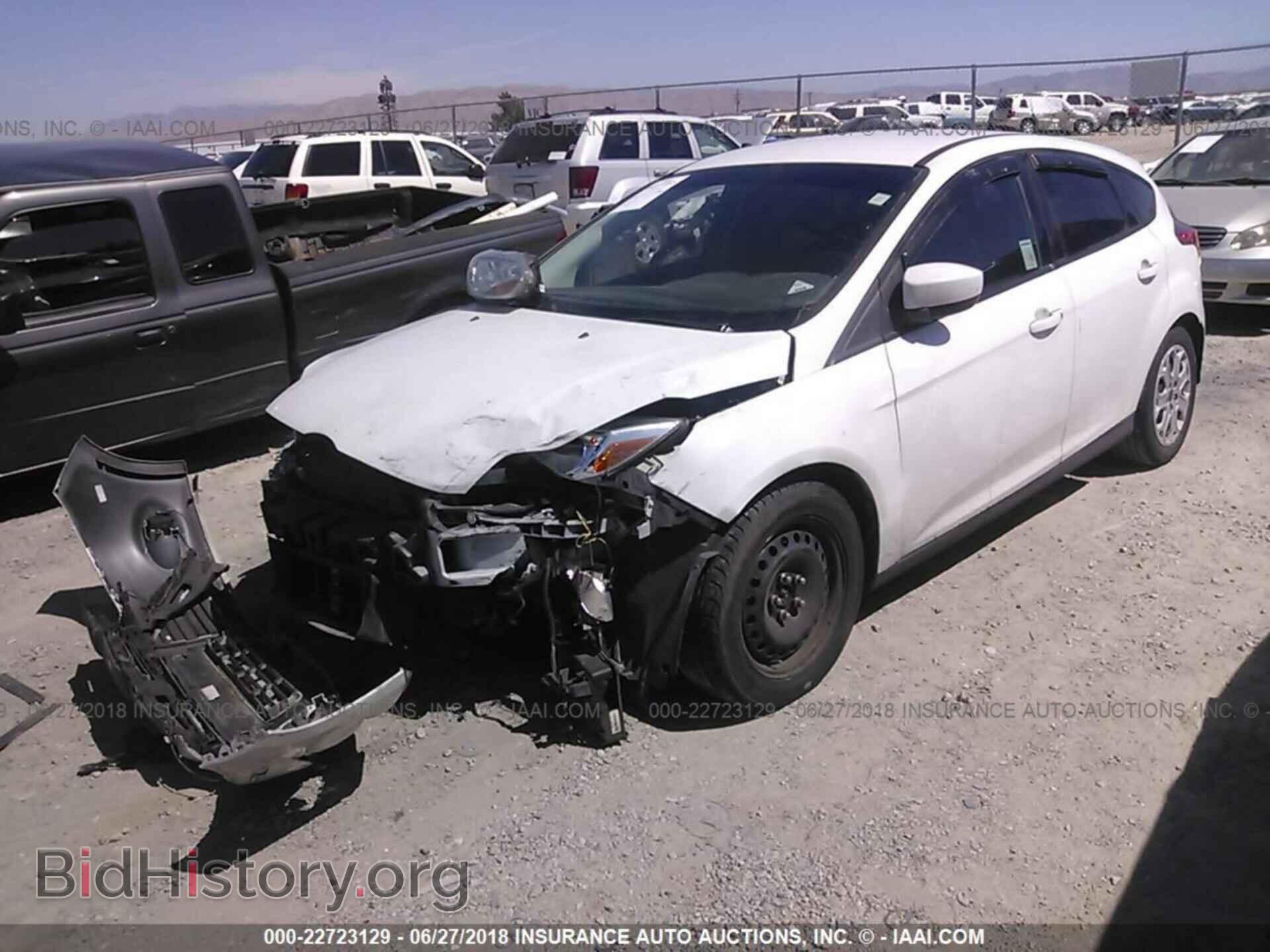 2012 Ford Focus - VIN: 1FAHP3K26CL343970 - Photo 2