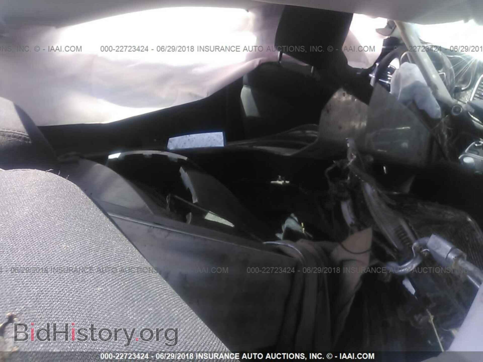 2016 Chrysler 200 - VIN: 1C3CCCAB0GN164291 - Photo 8