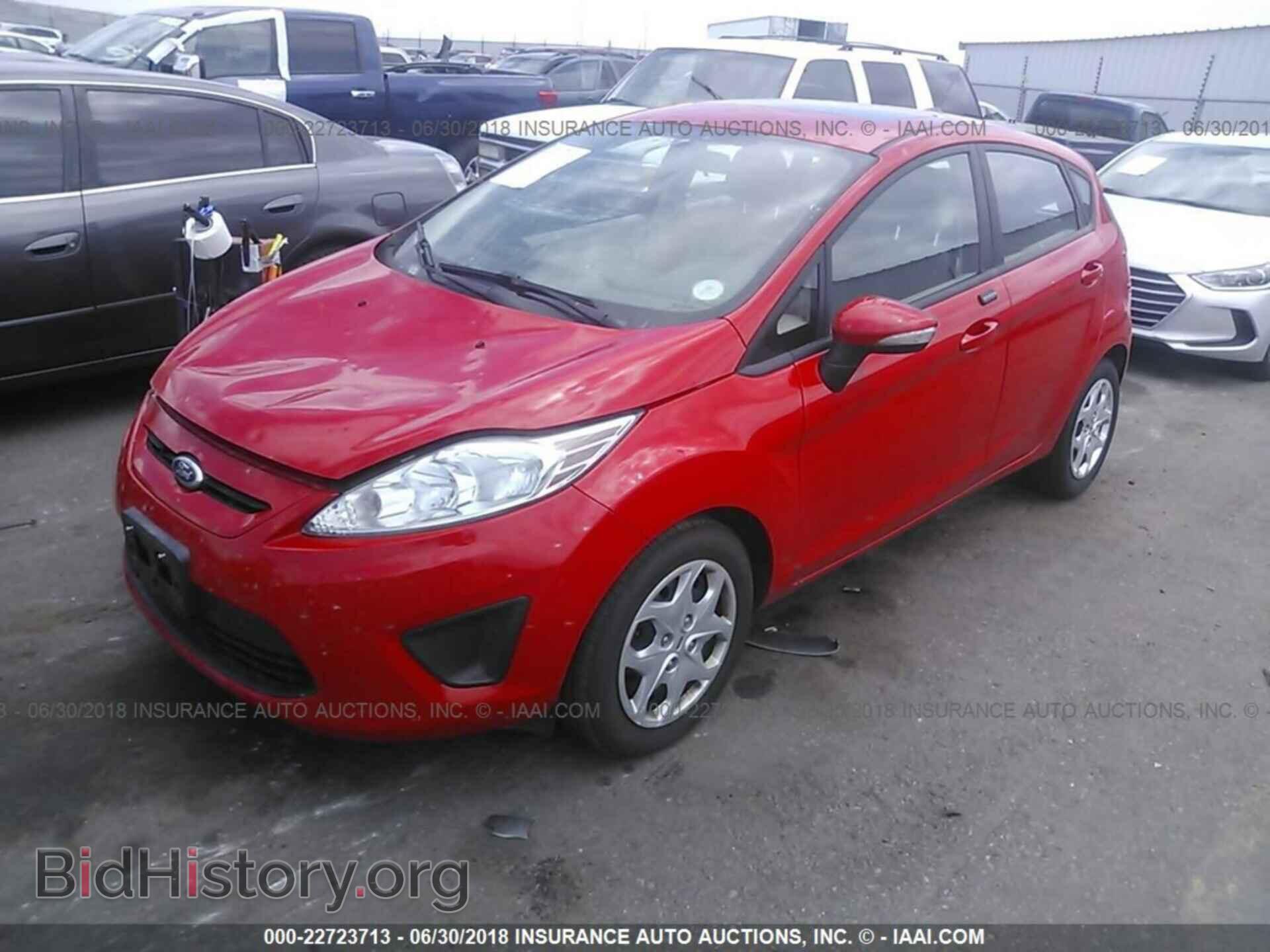 2013 Ford Fiesta - VIN: 3FADP4EJ6DM159068 - Фото 2