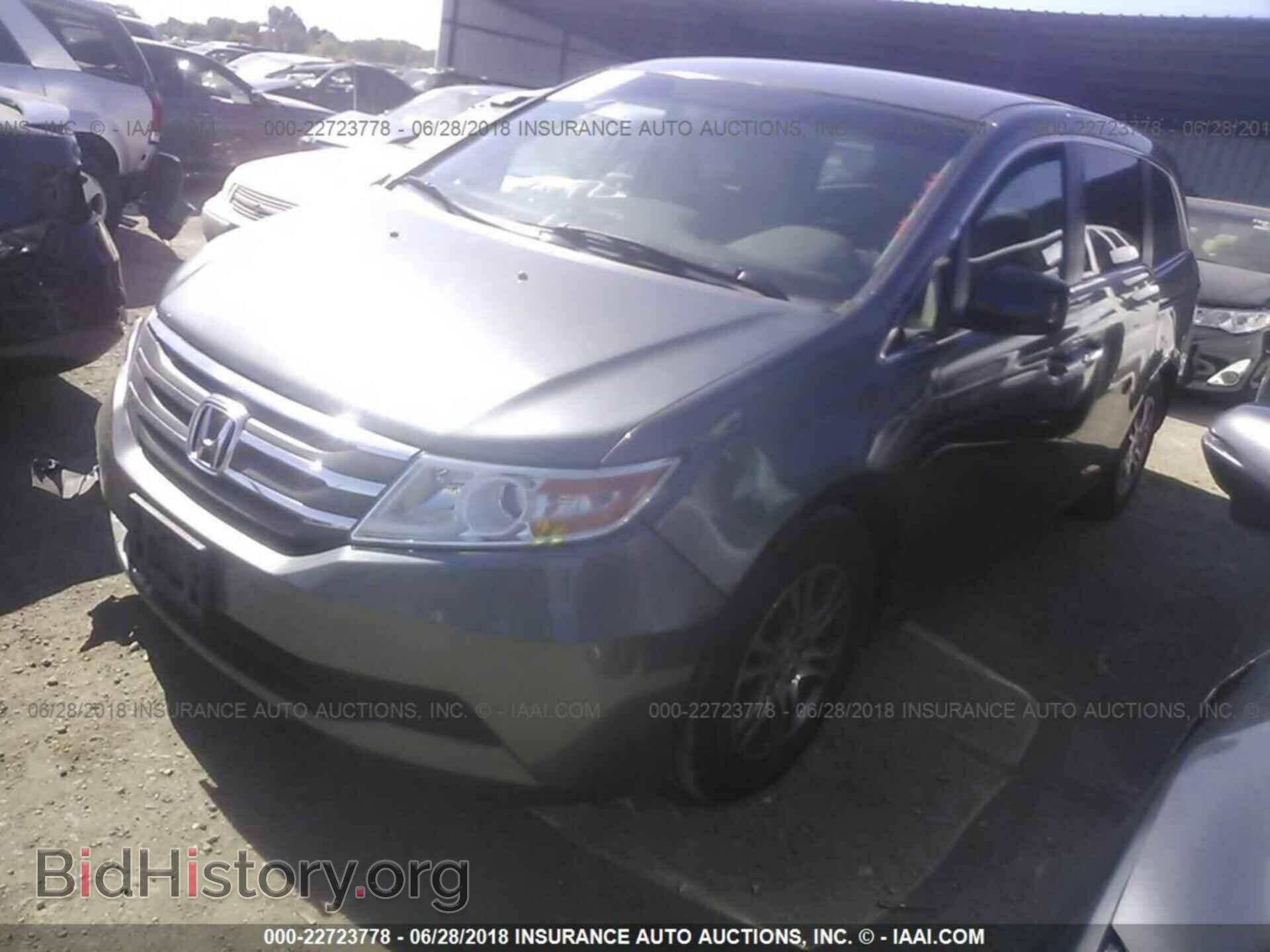 2012 Honda Odyssey - VIN: 5FNRL5H40CB059283 - Фото 2