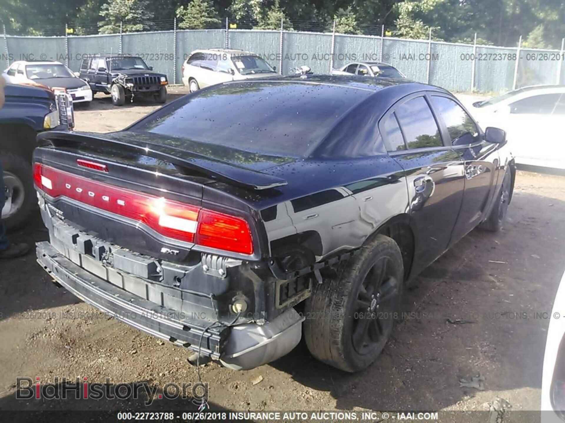 2014 Dodge CHARGER (VIN 2C3CDXJG2EH280176) — photo 4 of 10