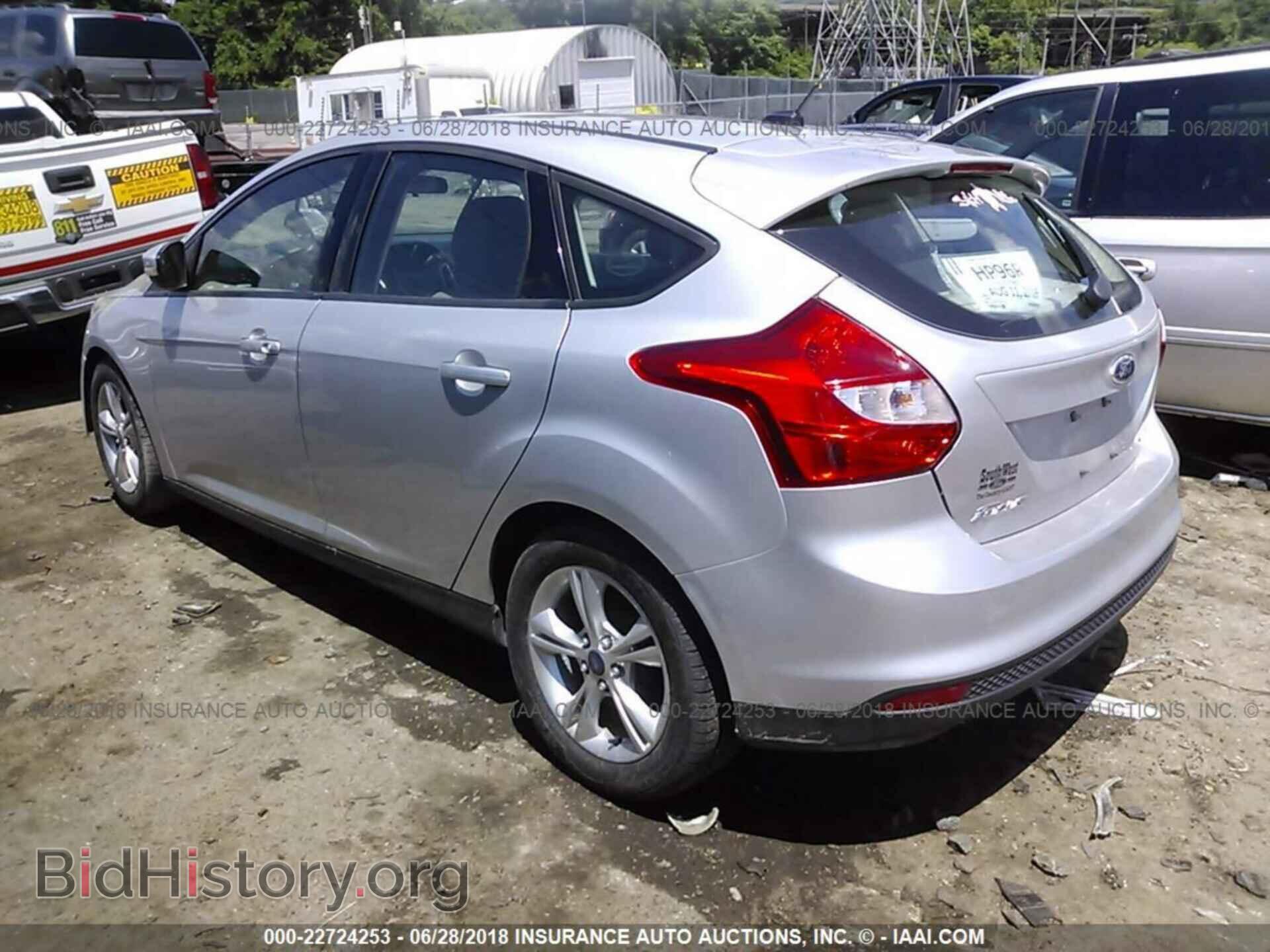 2014 Ford Focus - VIN: 1FADP3K25EL305552 - Фото 3