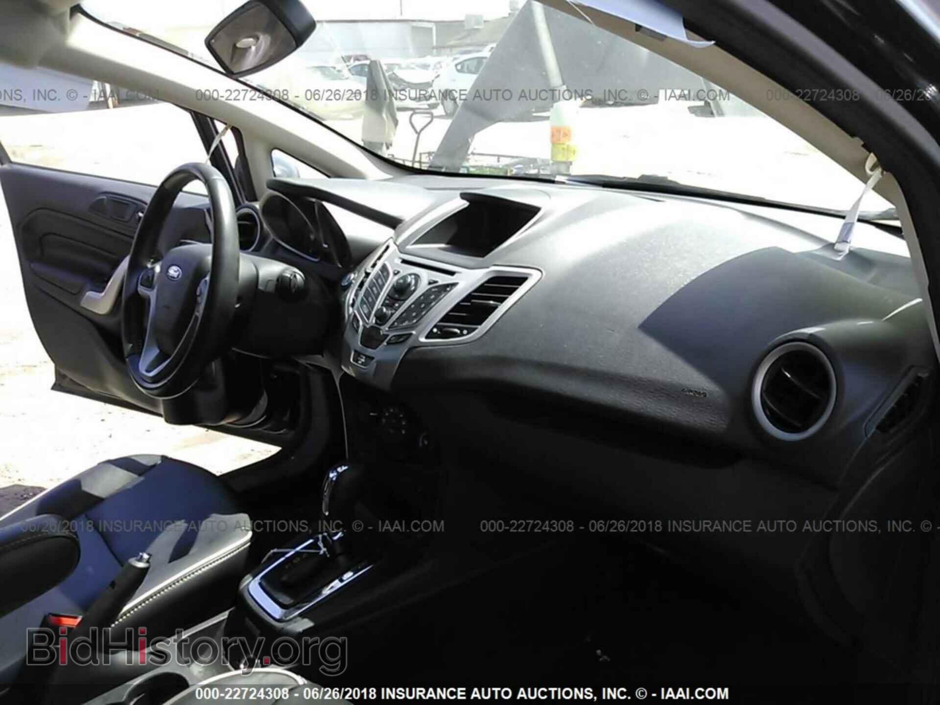 2013 Ford Fiesta - VIN: 3FADP4FJ7DM207000 - Фото 5