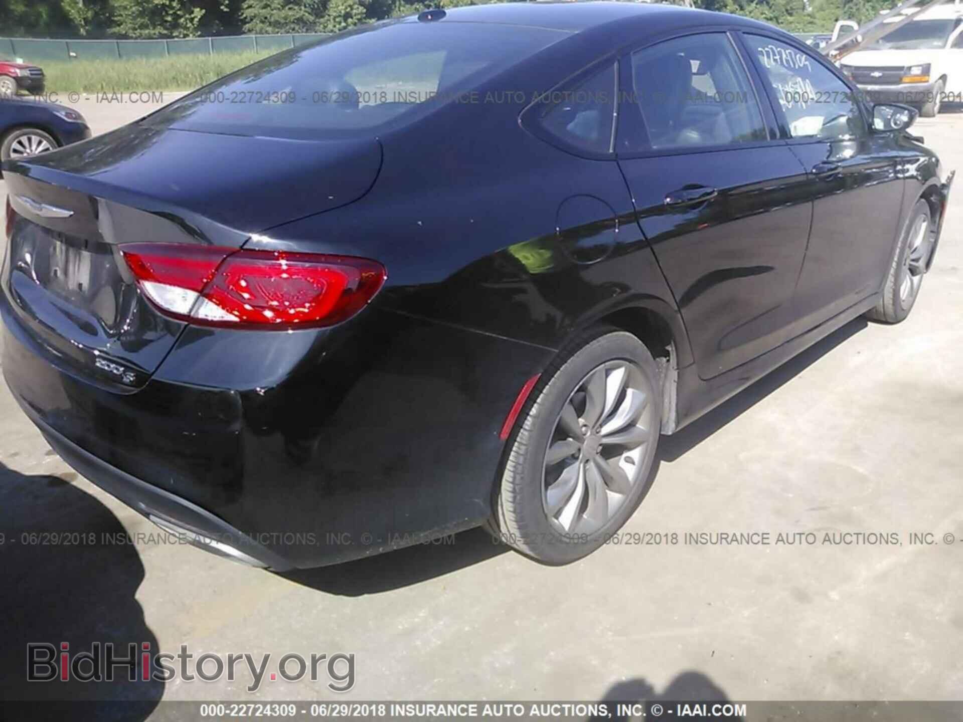 2015 Chrysler 200 - VIN: 1C3CCCBG6FN736263 - Photo 4