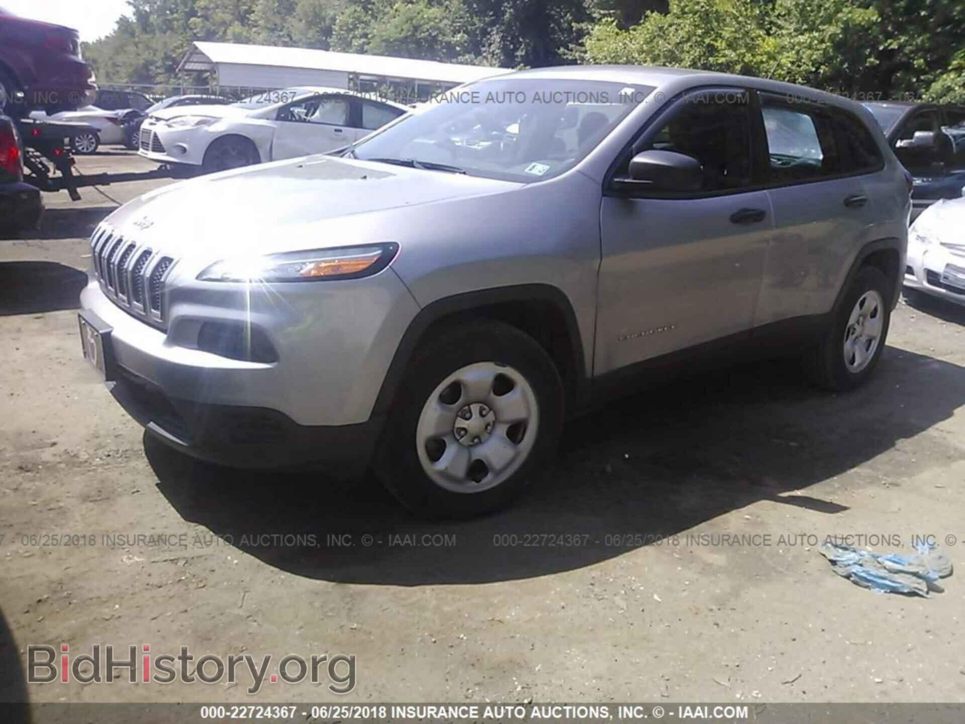 2015 Jeep Cherokee - VIN: 1C4PJMAB8FW546702 - Фото 2