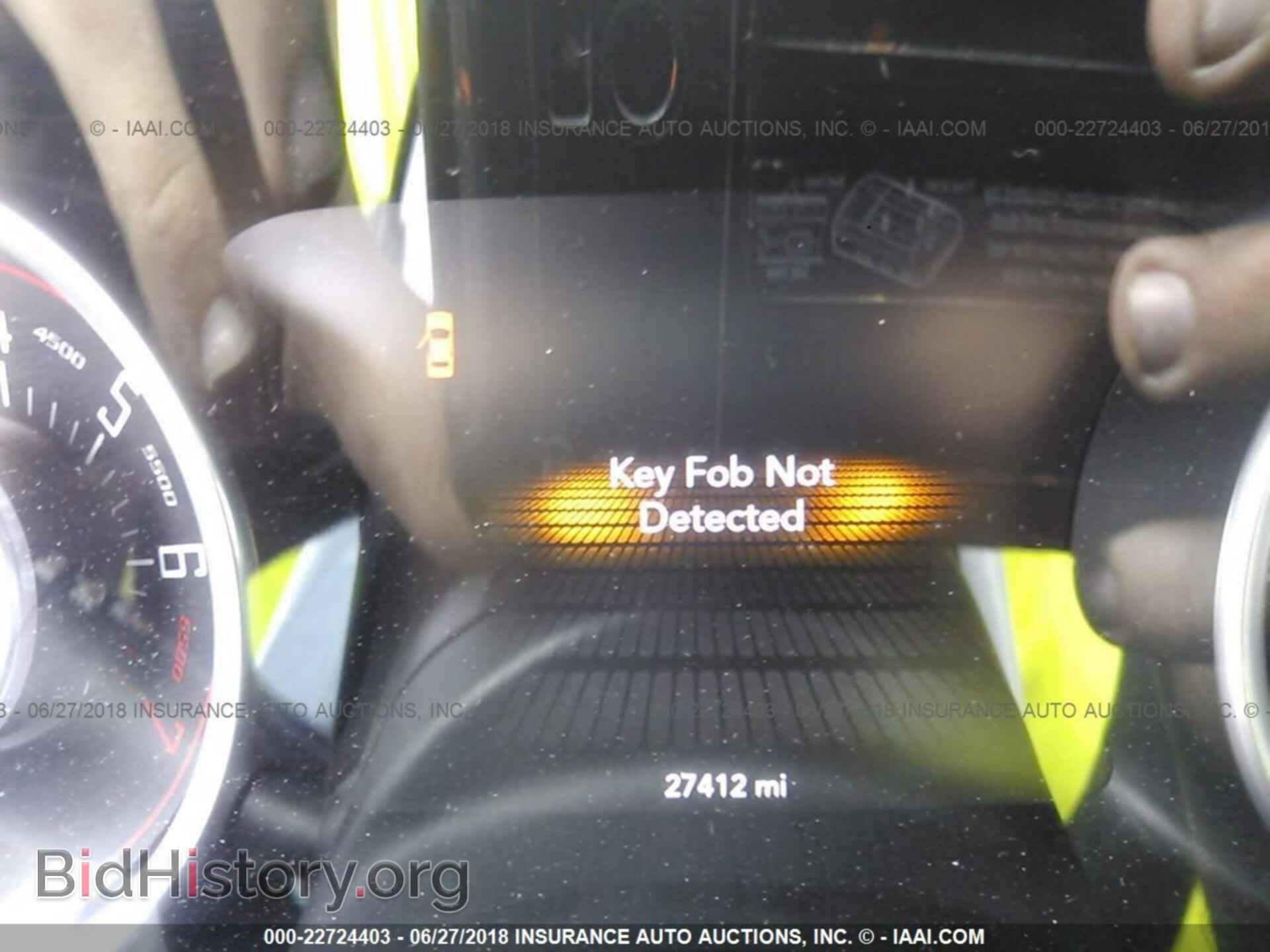 2015 Dodge Challenger - VIN: 2C3CDZAG4FH856203 - Photo 7