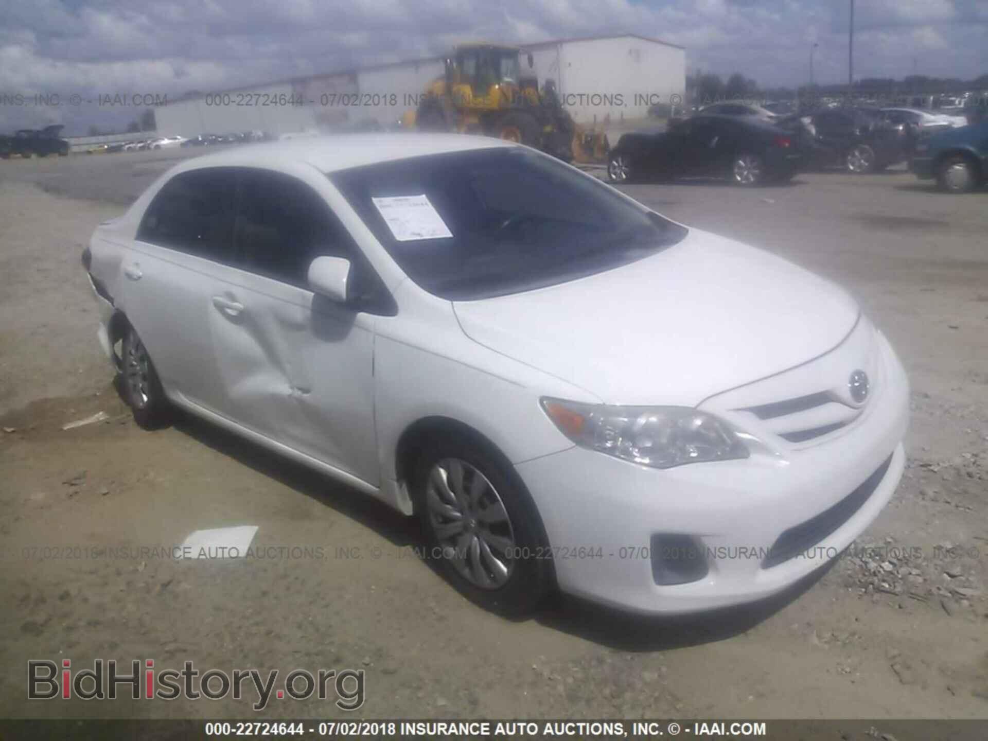 Photo 2T1BU4EE0DC984660 - Toyota Corolla 2013