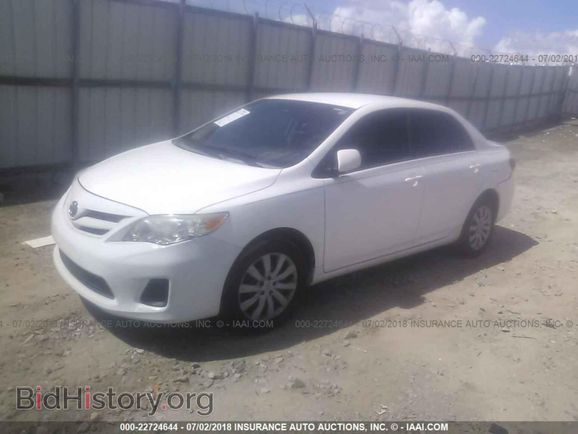 2013 Toyota Corolla - VIN: 2T1BU4EE0DC984660 - Фото 2