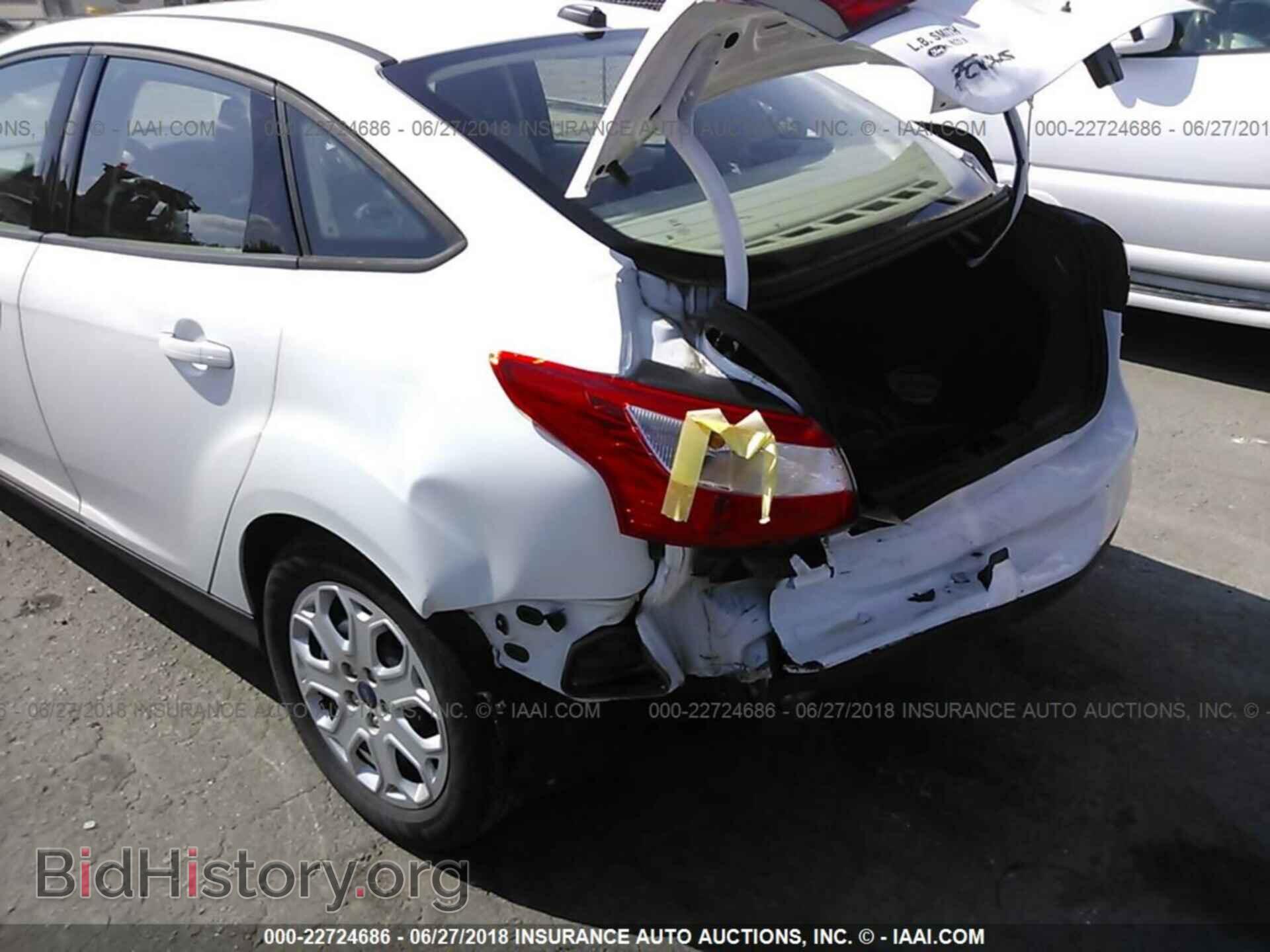 2012 Ford Focus - VIN: 1FAHP3F2XCL360006 - Фото 6