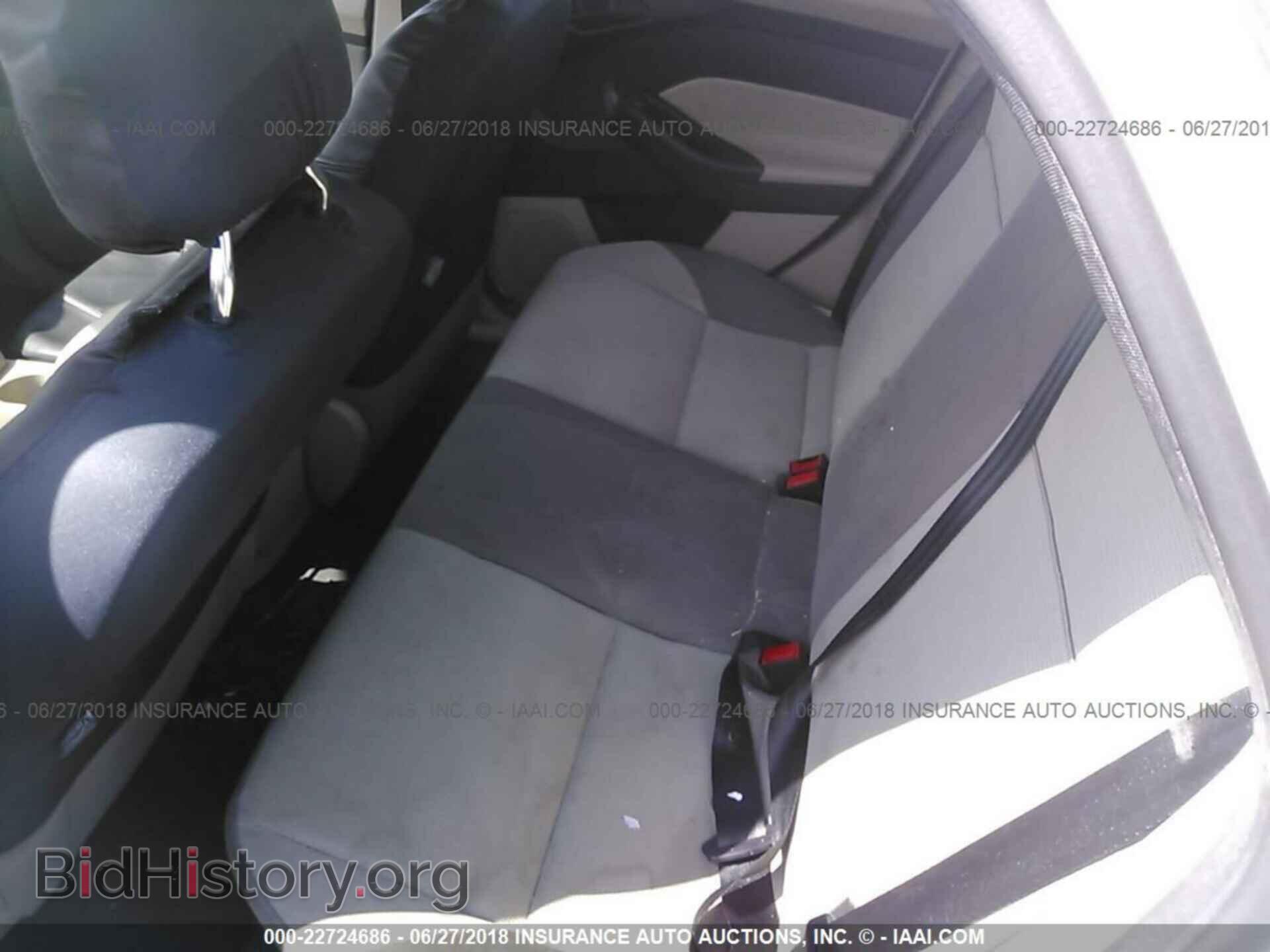 2012 Ford Focus - VIN: 1FAHP3F2XCL360006 - Фото 8