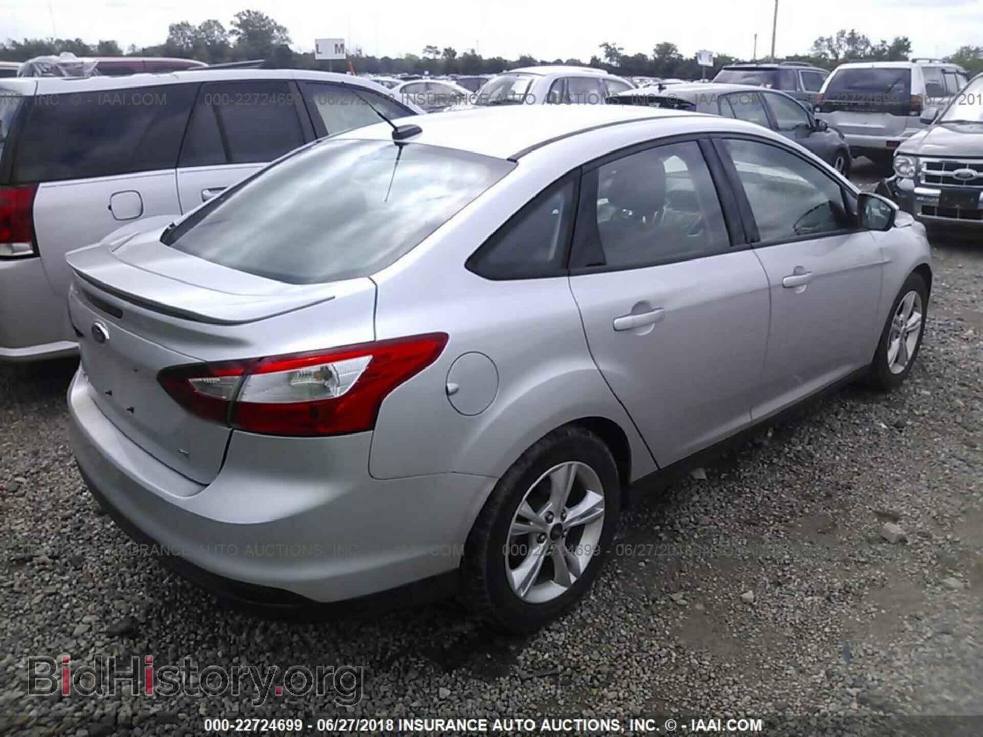 2012 Ford Focus - VIN: 1FAHP3F28CL319471 - Фото 4