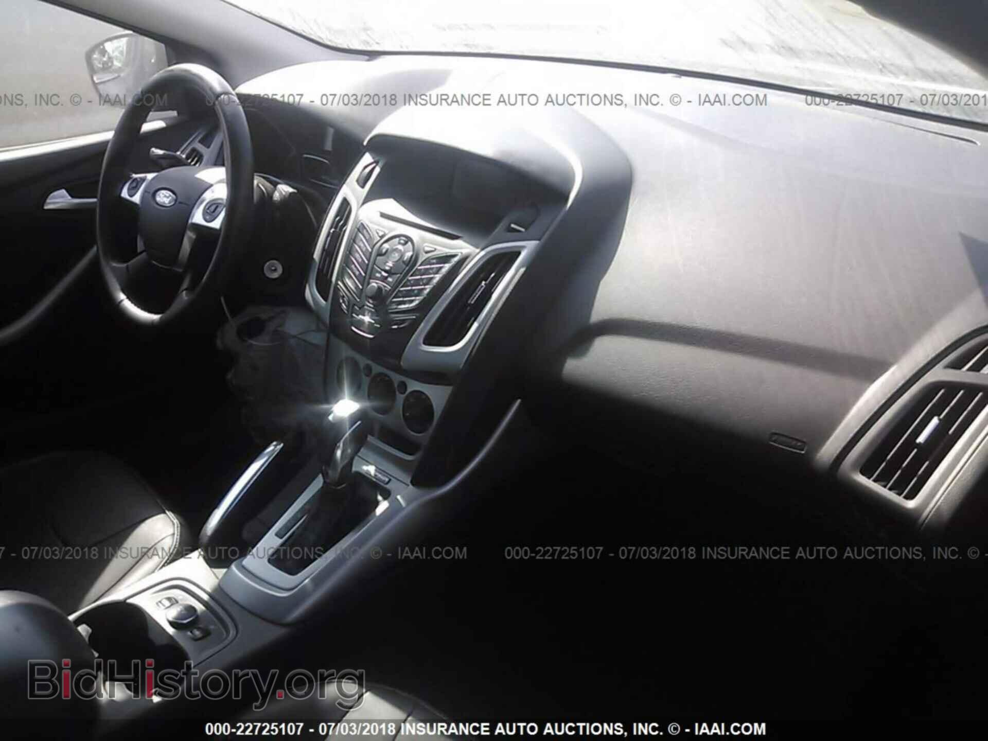 2014 Ford Focus - VIN: 1FADP3F26EL106830 - Photo 5