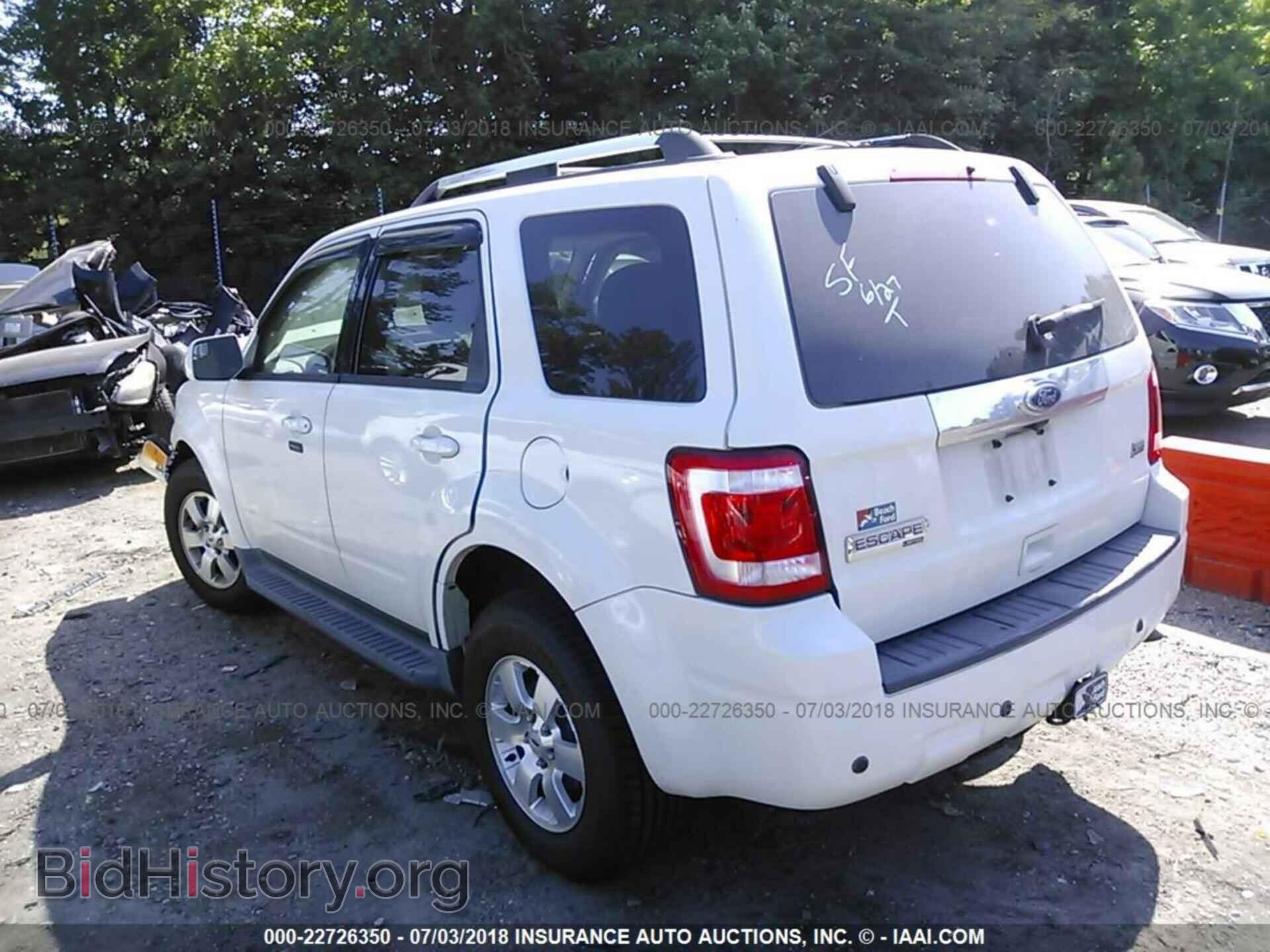 2011 Ford Escape - VIN: 1FMCU0EG1BKA66504 - Фото 3