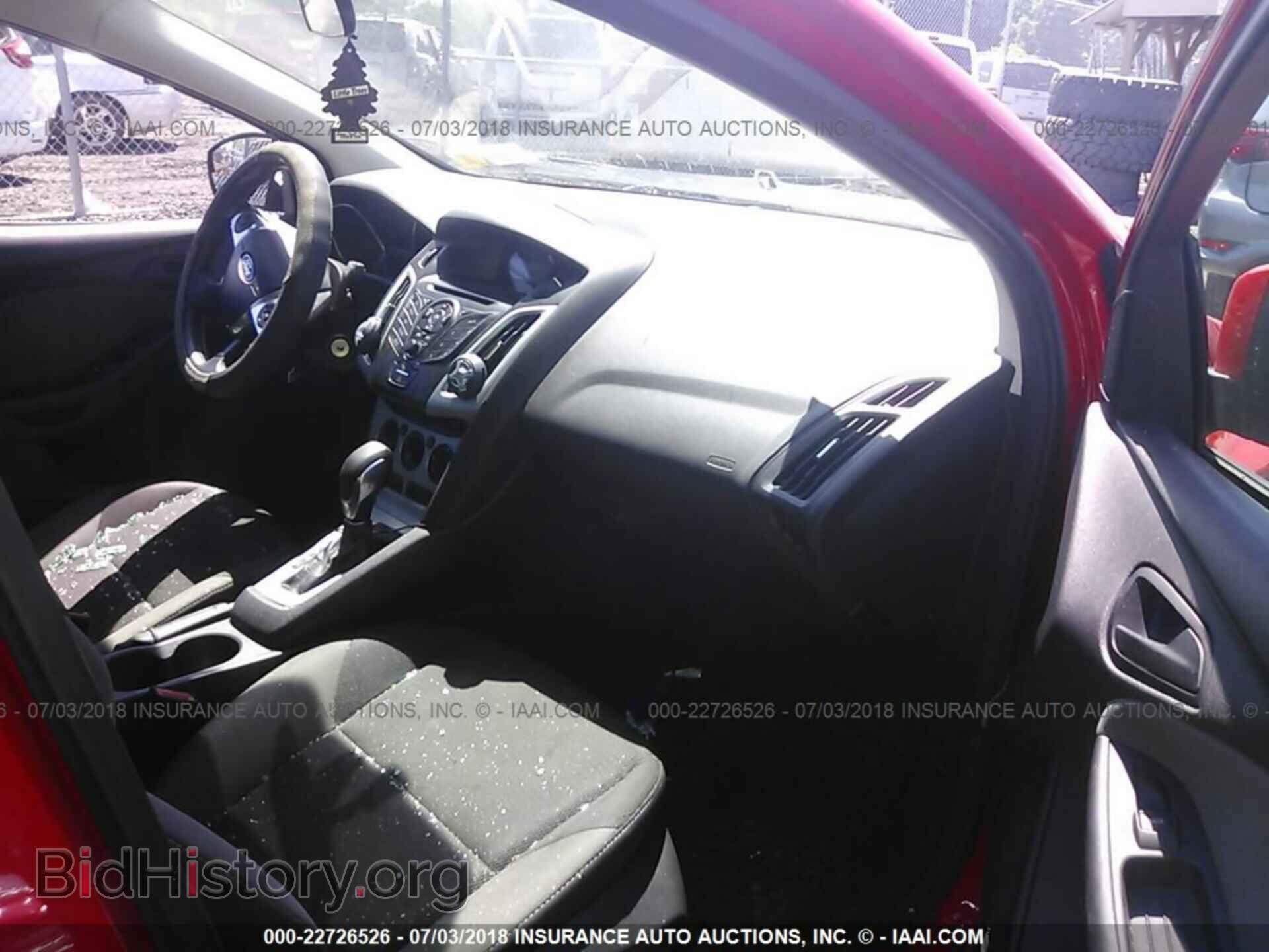 2012 Ford Focus - VIN: 1FAHP3F25CL122502 - Photo 5