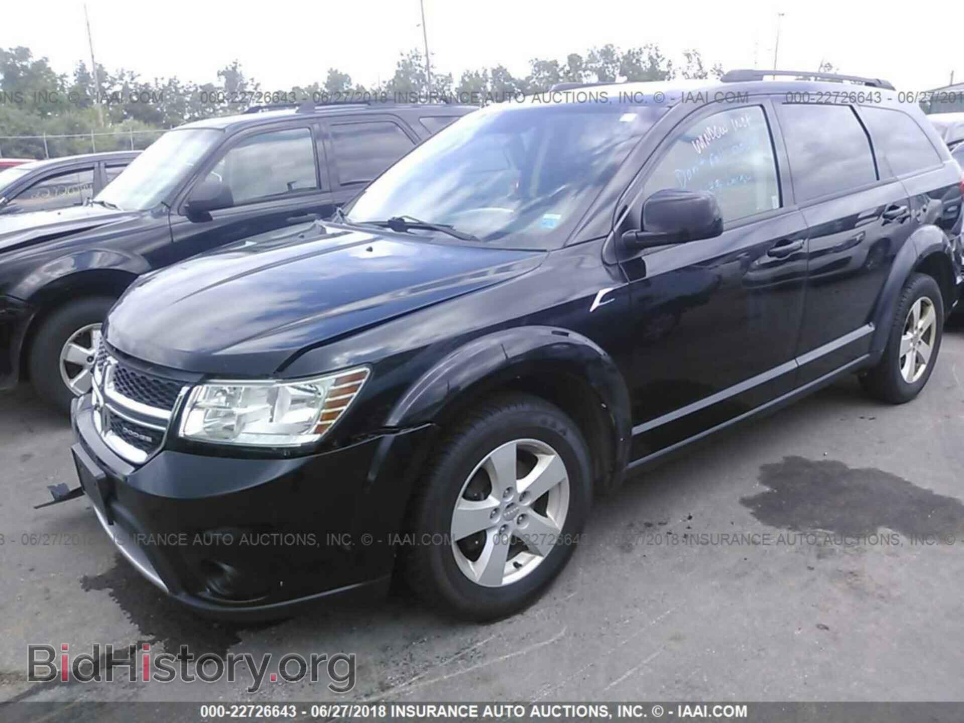 2011 Dodge Journey - VIN: 3D4PH1FG2BT554392 - Photo 2