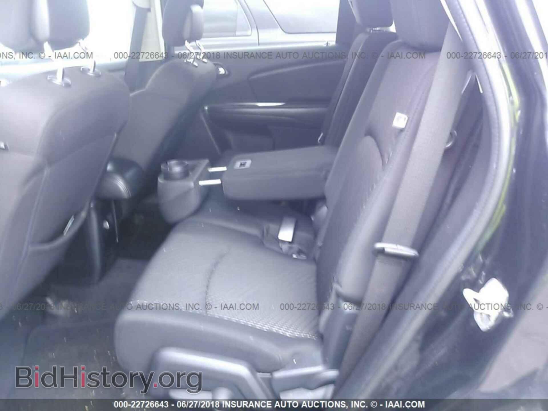 2011 Dodge Journey - VIN: 3D4PH1FG2BT554392 - Photo 8